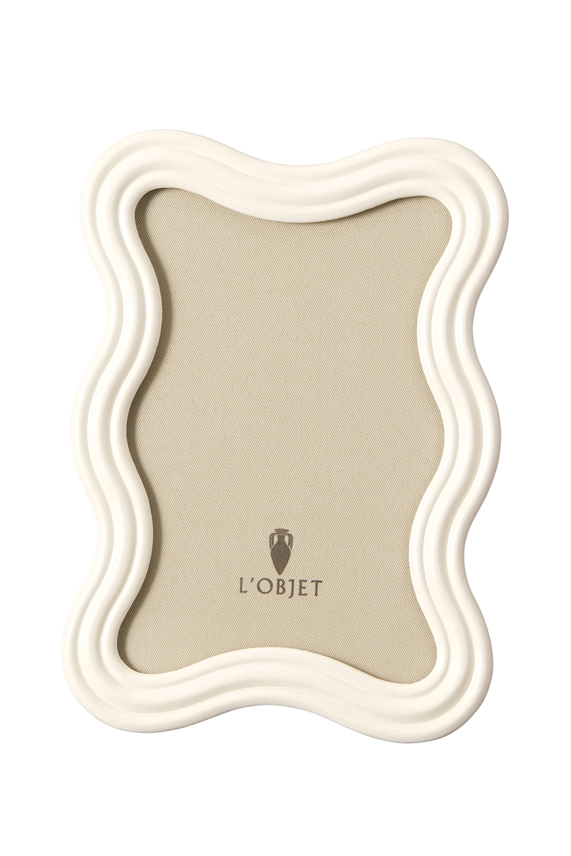 إطار صور بحافة مموجة مطلي بالمينا