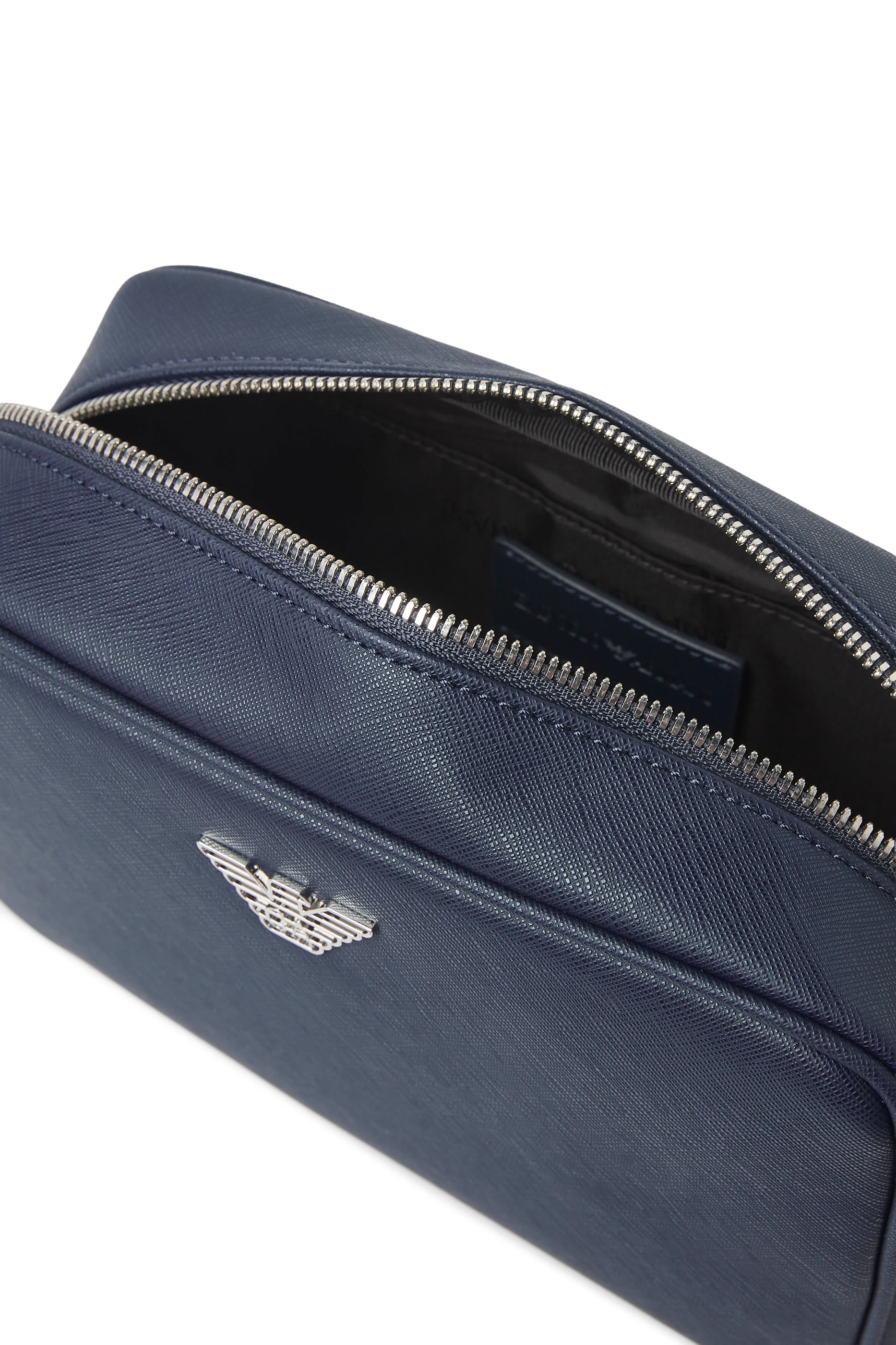 حقيبة مستحضرات عناية شخصية بشعار الماركة للسفر