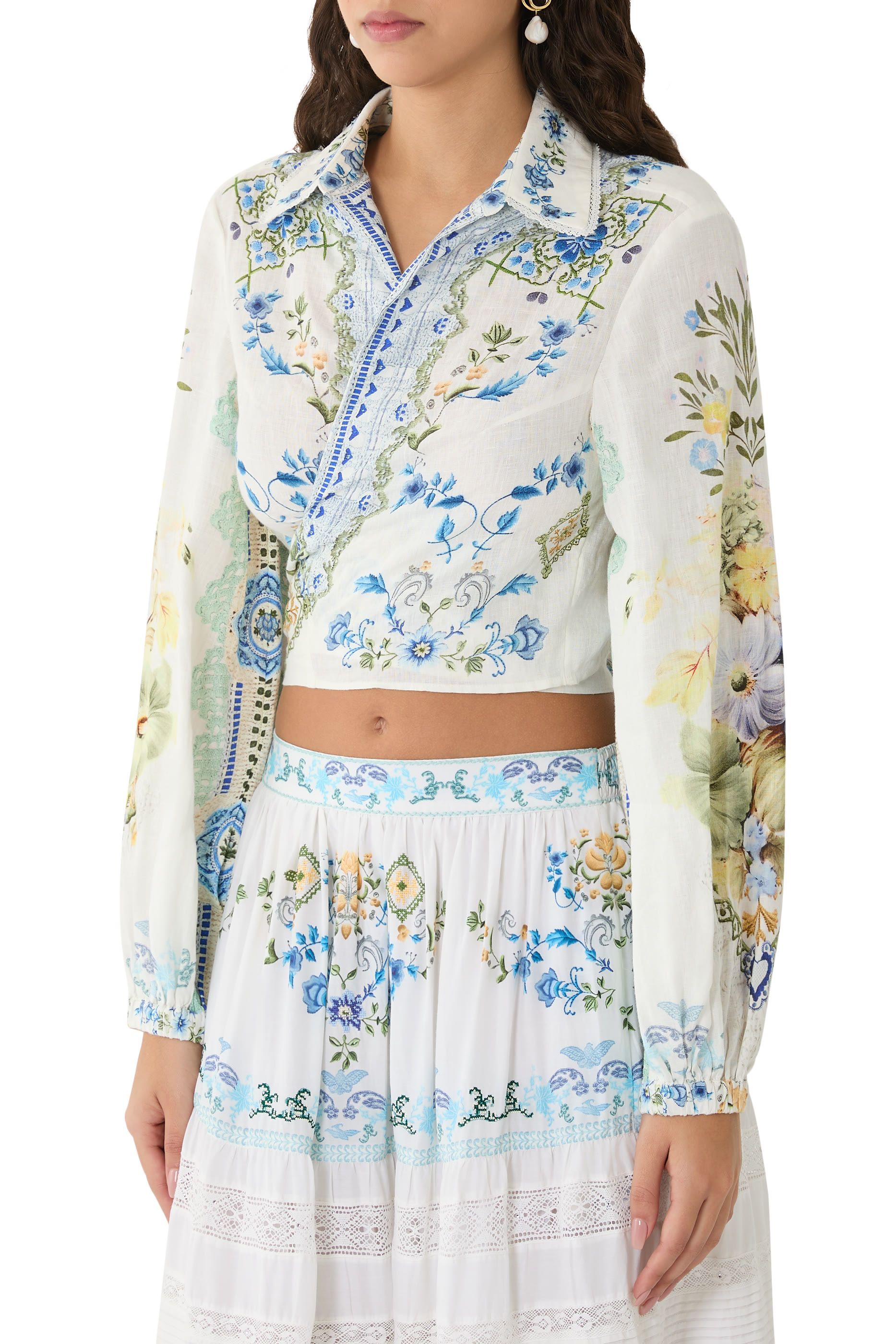 قميص قصير بتصميم ملفوف