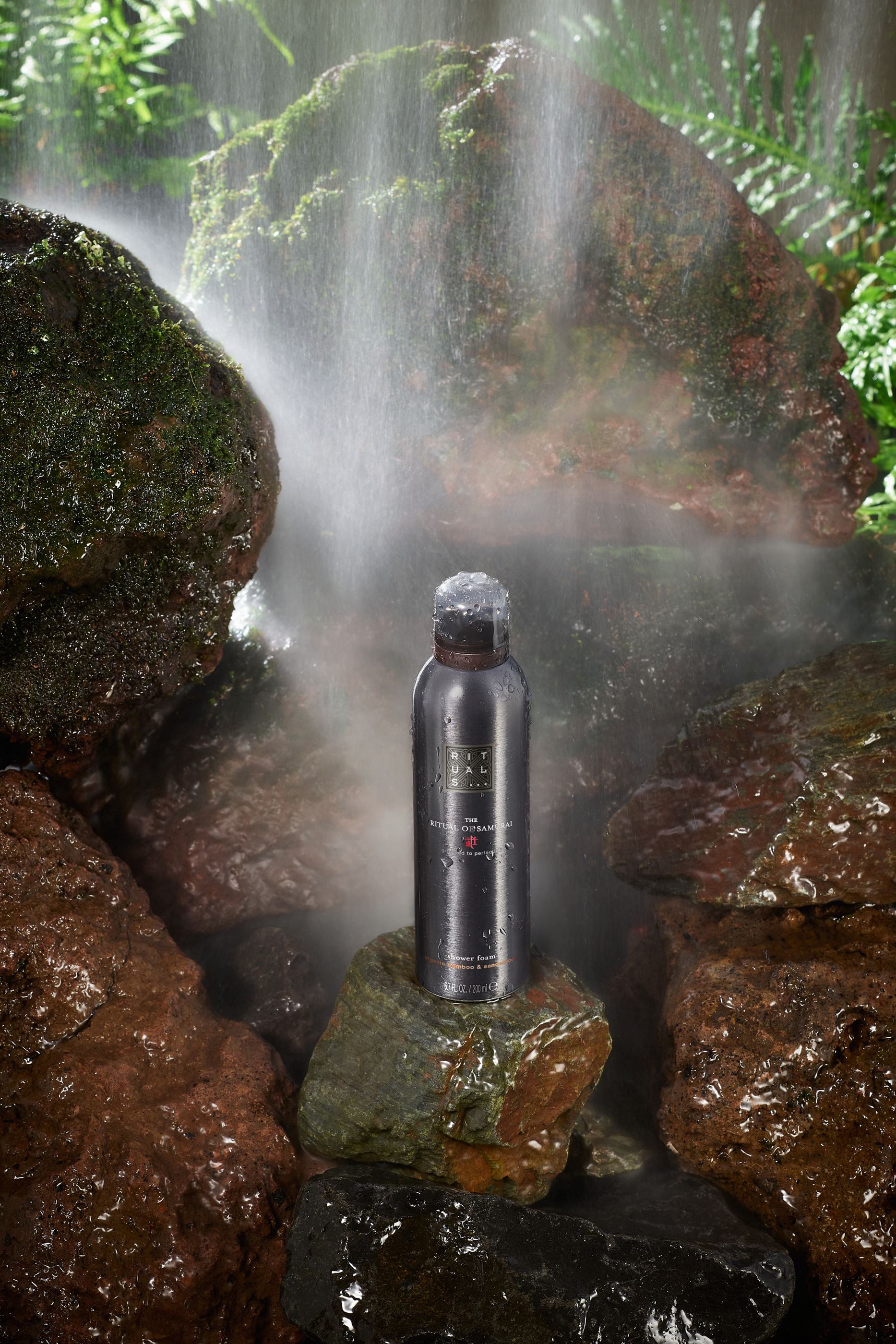 شاور جل رغوي للرجال