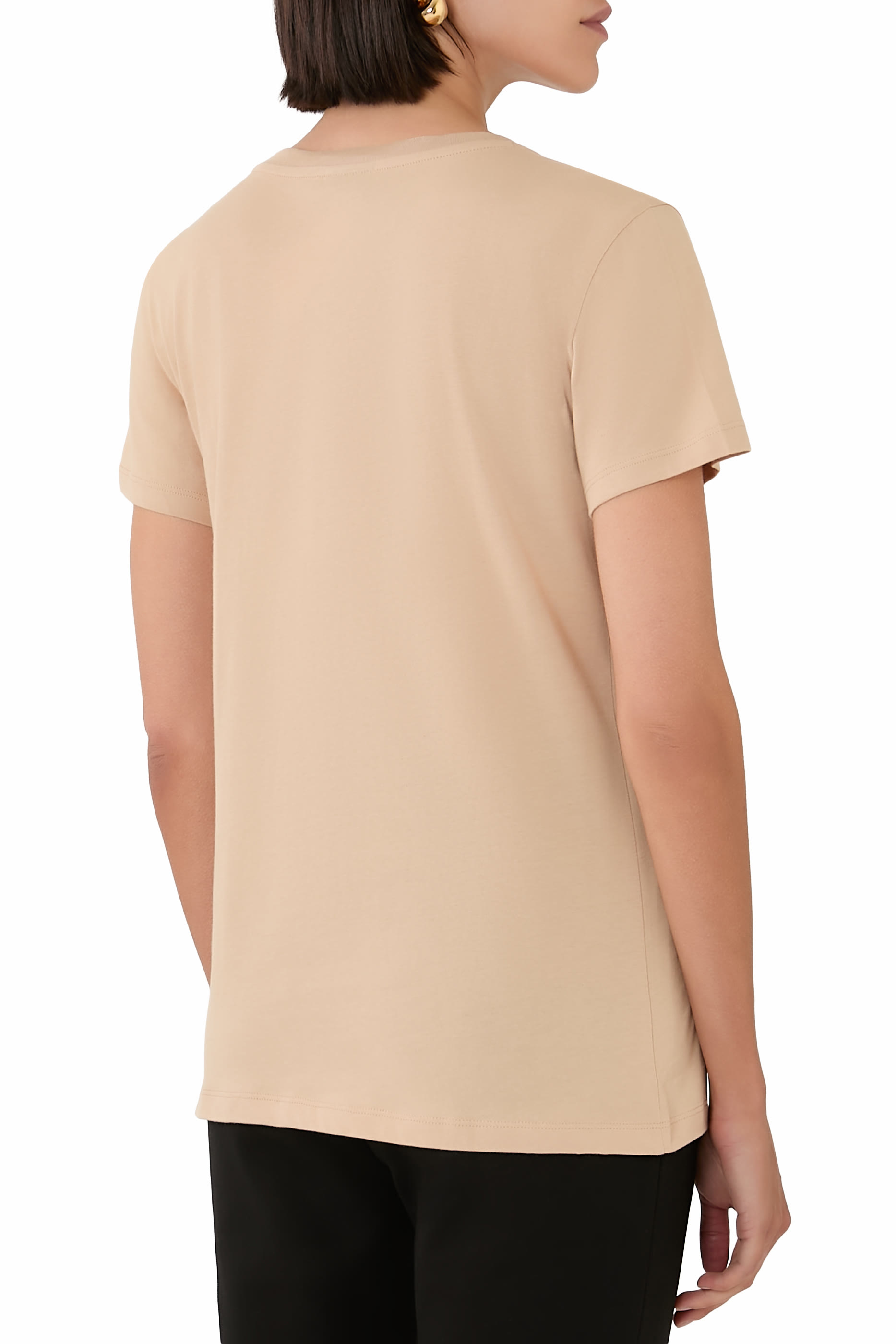 تيشيرت سالين دي جيرود بحروف شعار الماركة