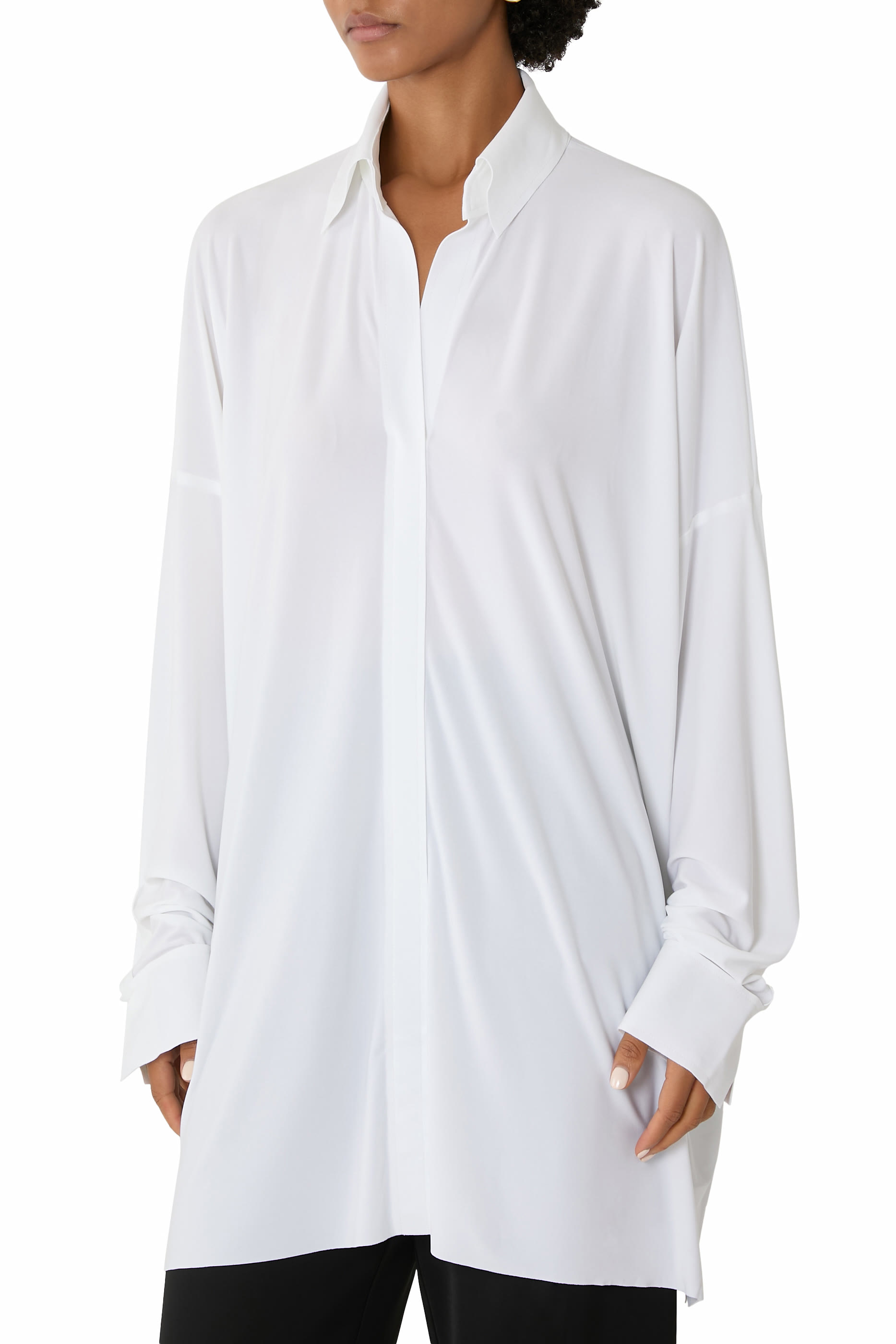 قميص بتصميم فستان بويفرند بقصة فضفاضة