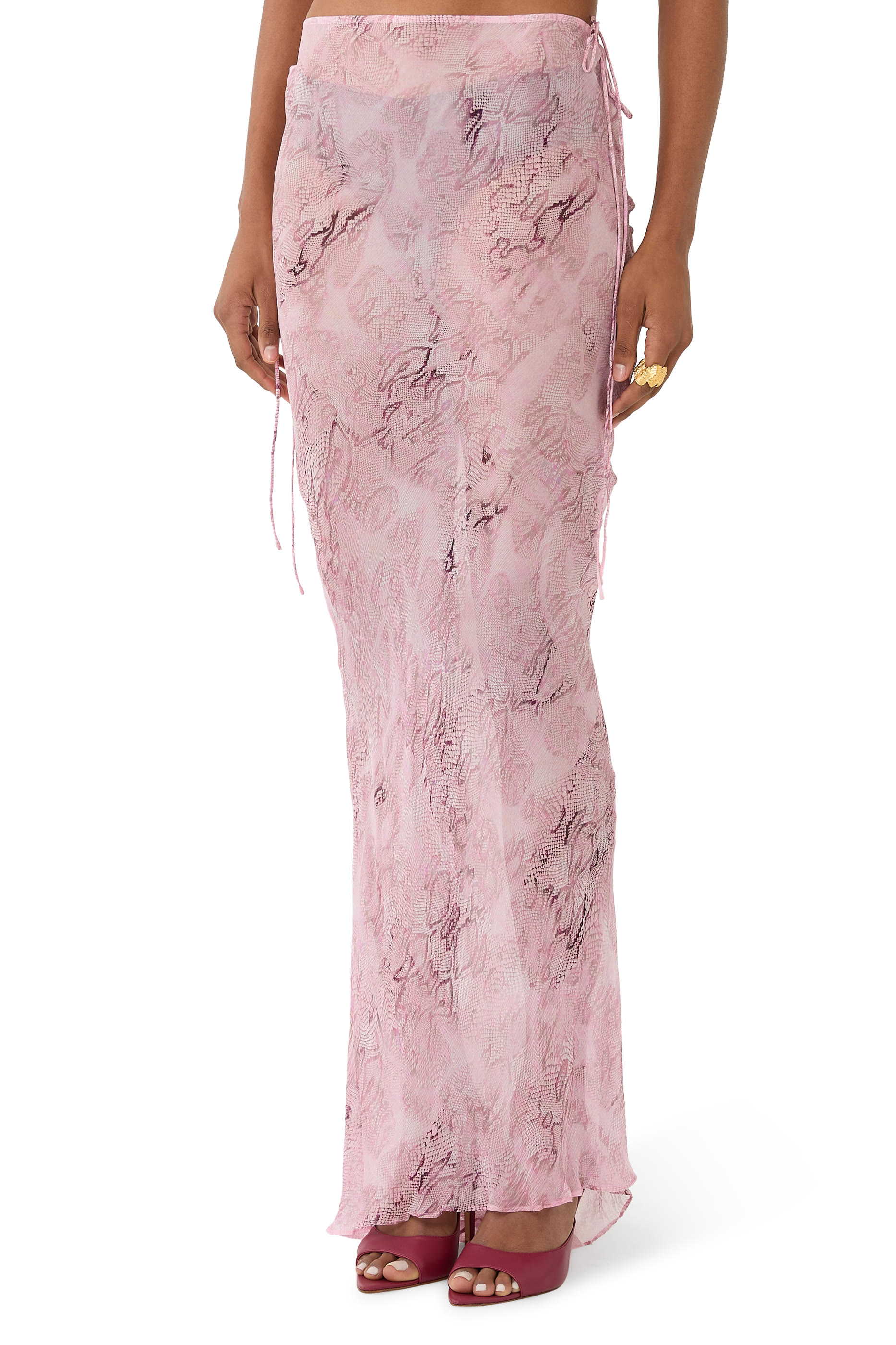 تنورة بنقشة جلد ثعبان