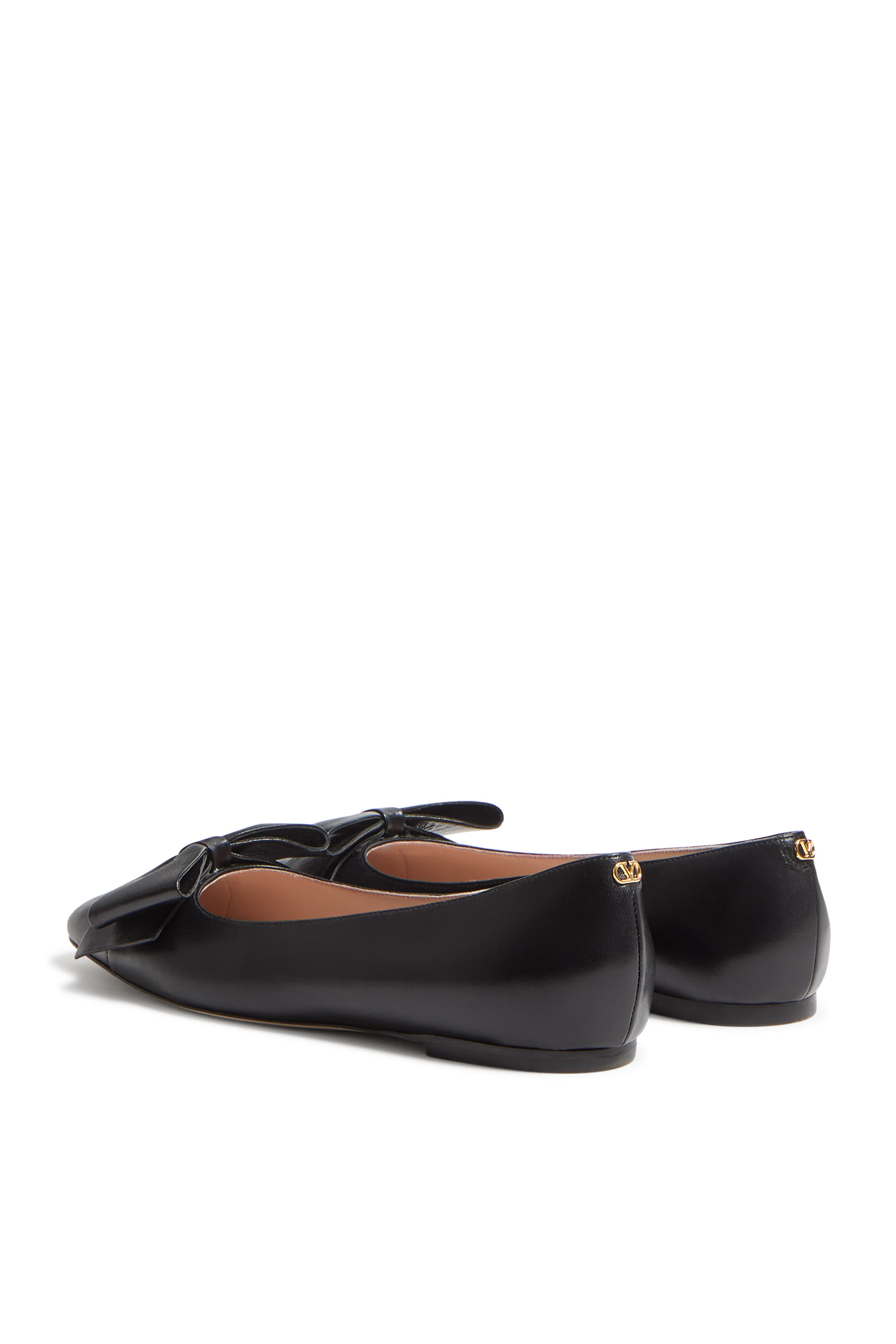 حذاء بالرينا بفيونكة