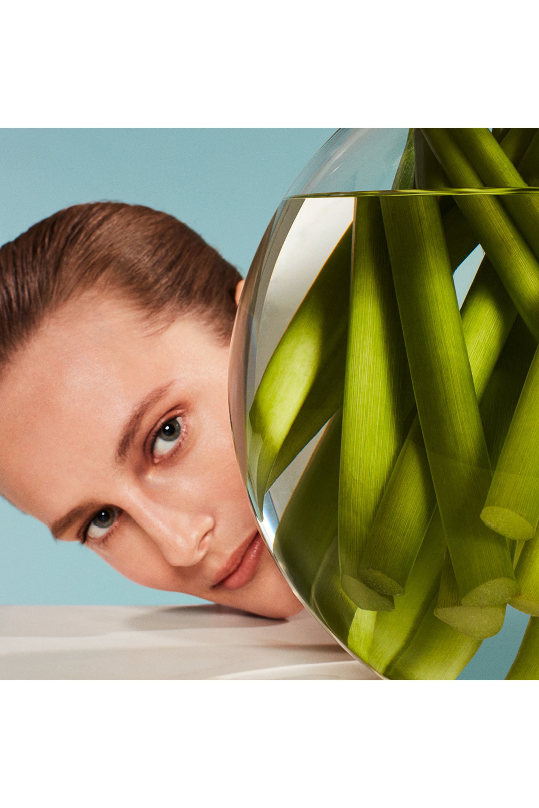 عطر كارنال فلاور بخاخ إصدار دي بارفوم