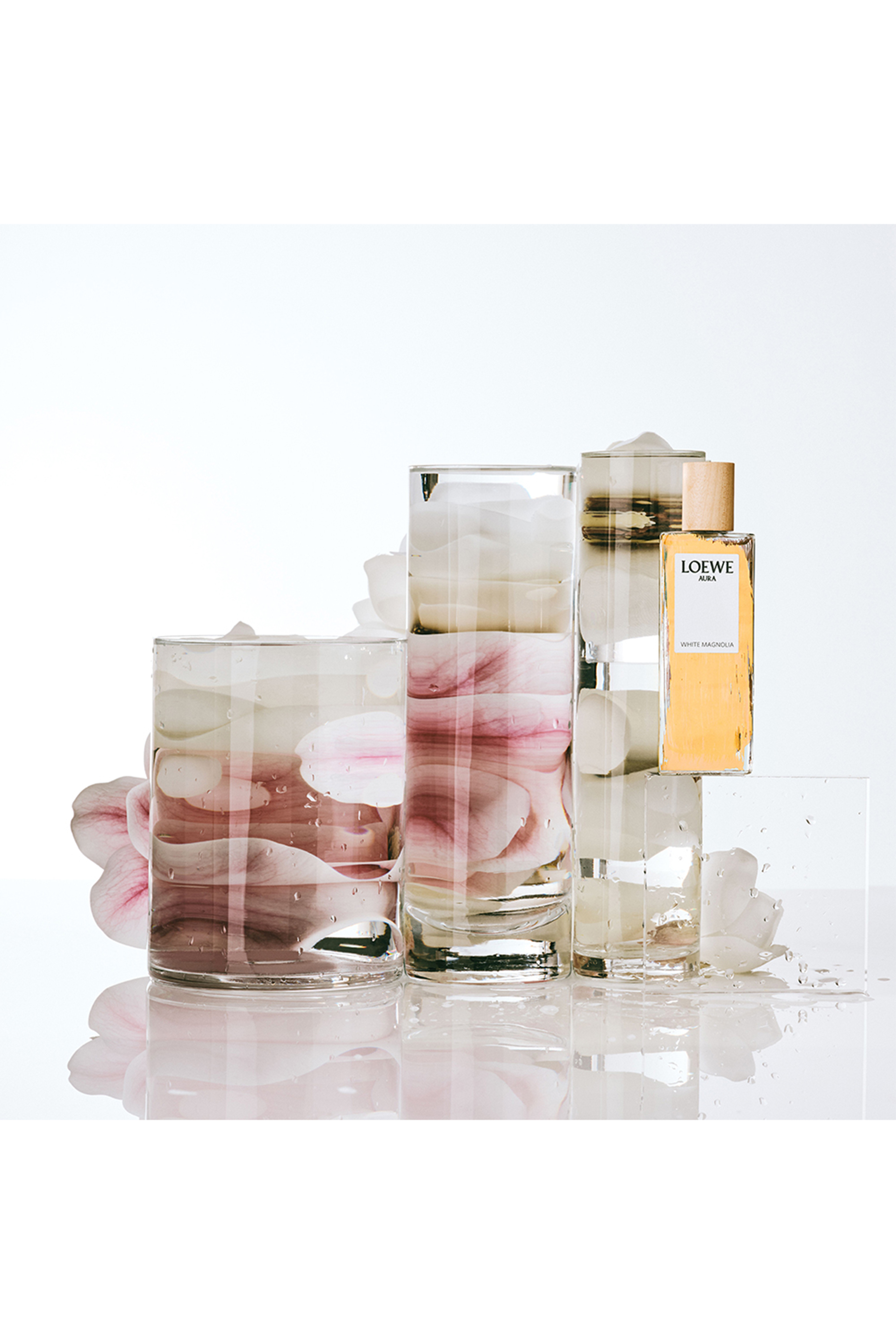 أو دو بارفان أورا وايت ماجنوليا