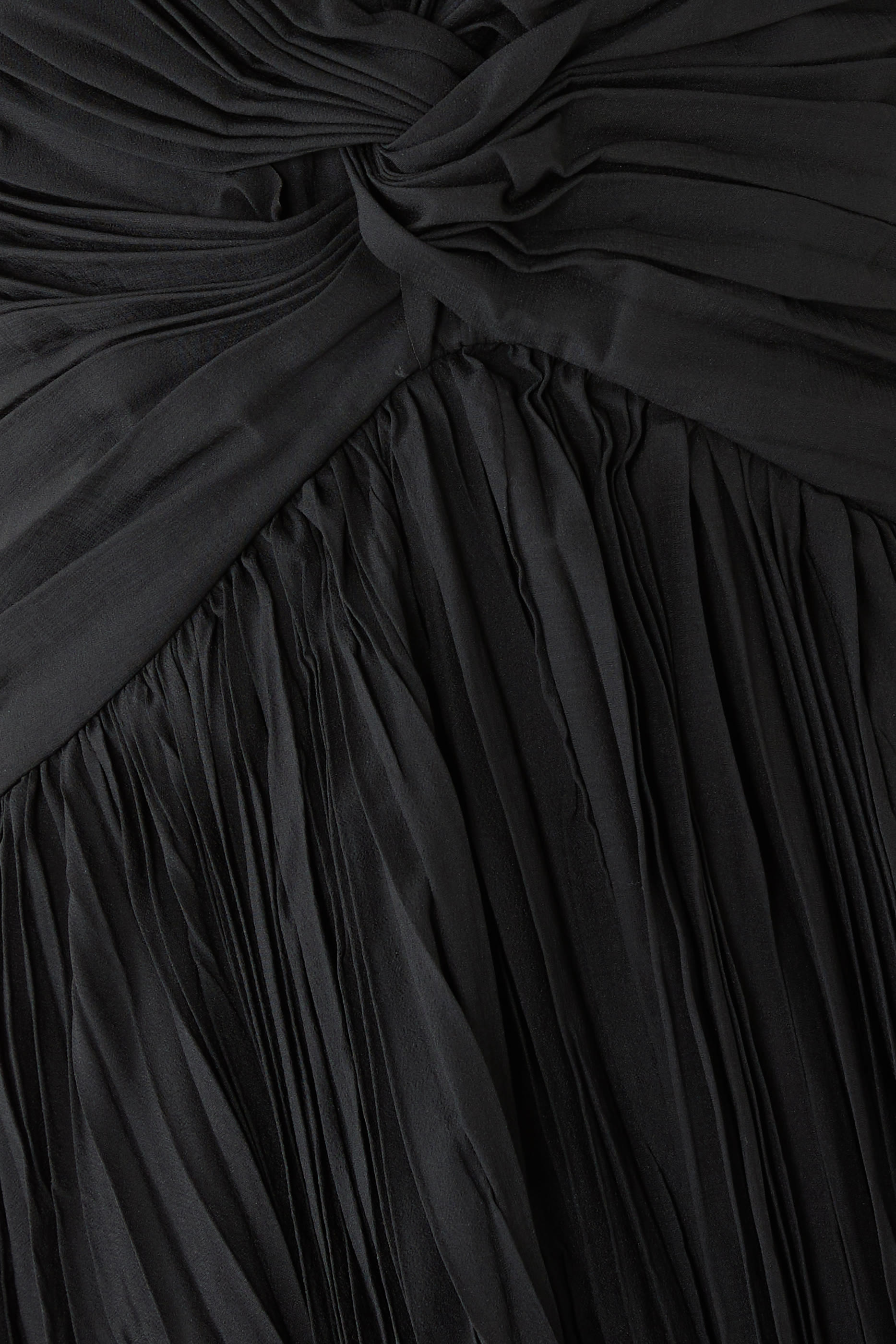 ستان برودهاي طويل بظهر مفتوح