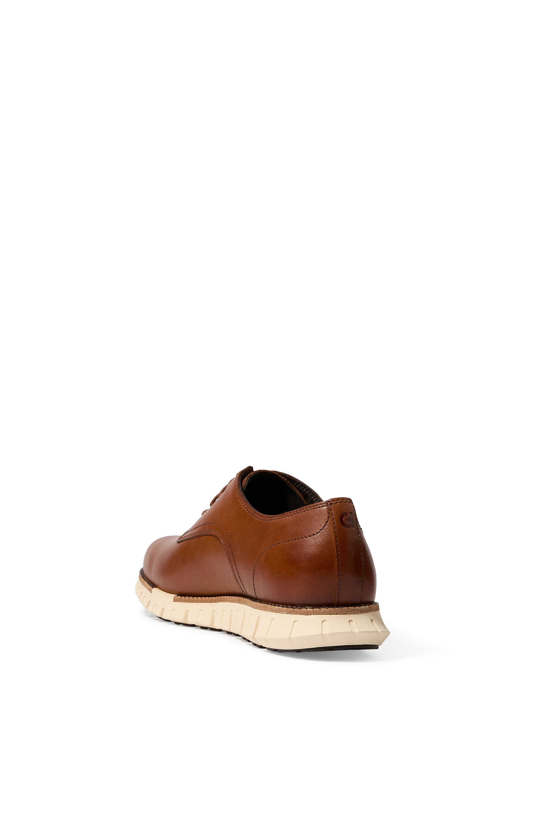 حذاء أكسفورد زيروجراند ريماسترد بمقدمة سادة