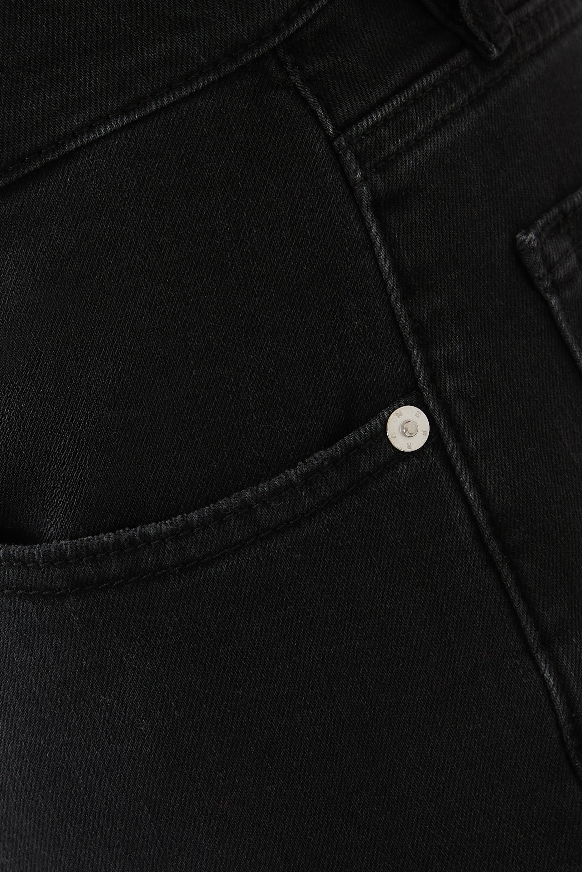 بنطال مودرن بقصة ساق مستقيمة