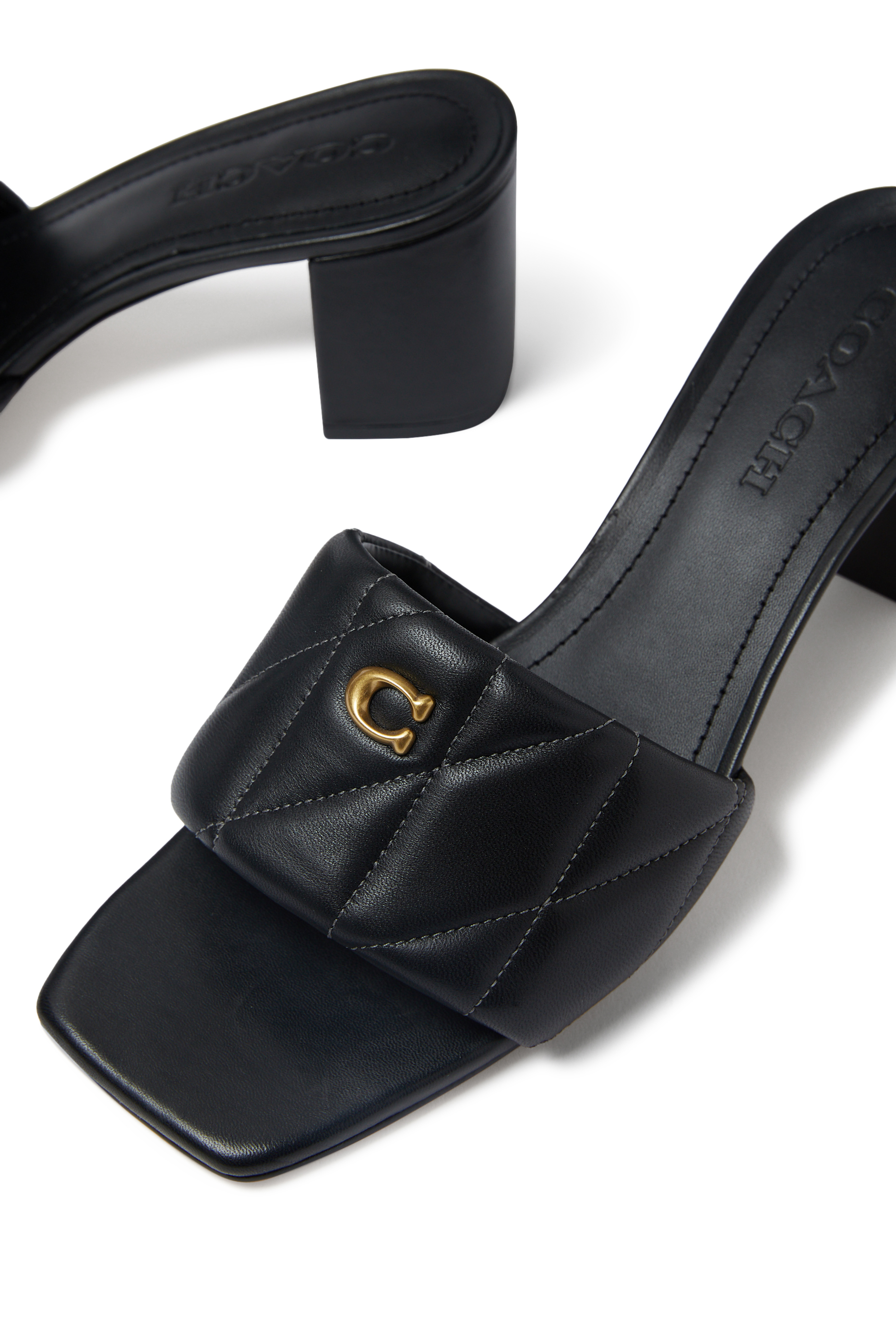 صندل هولي بكعب 65 عريض بتصميم مبطن