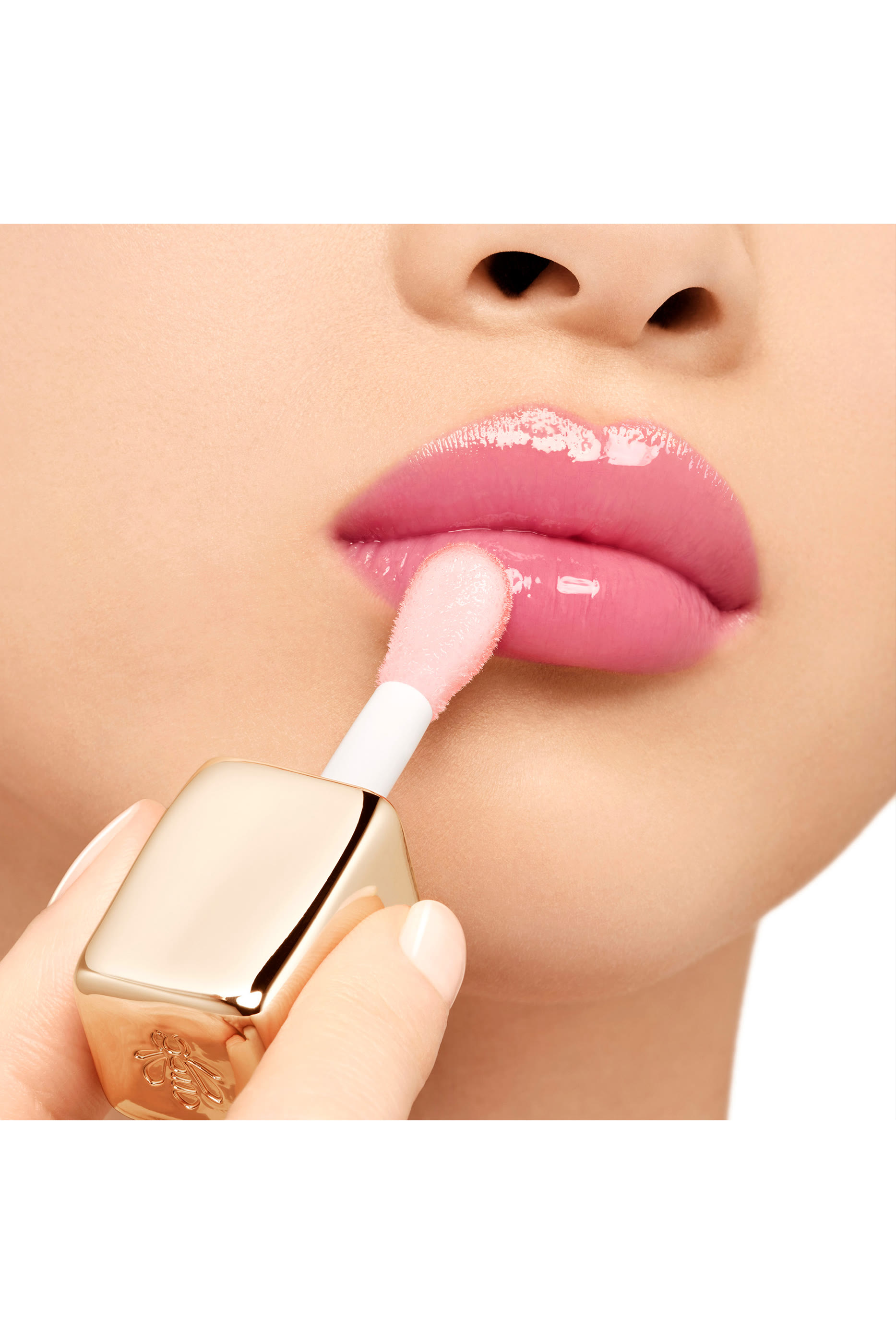 زيت شفاه كيس كيس بي غلو ملون بالعسل، 92% مكونات من أصل طبيعي