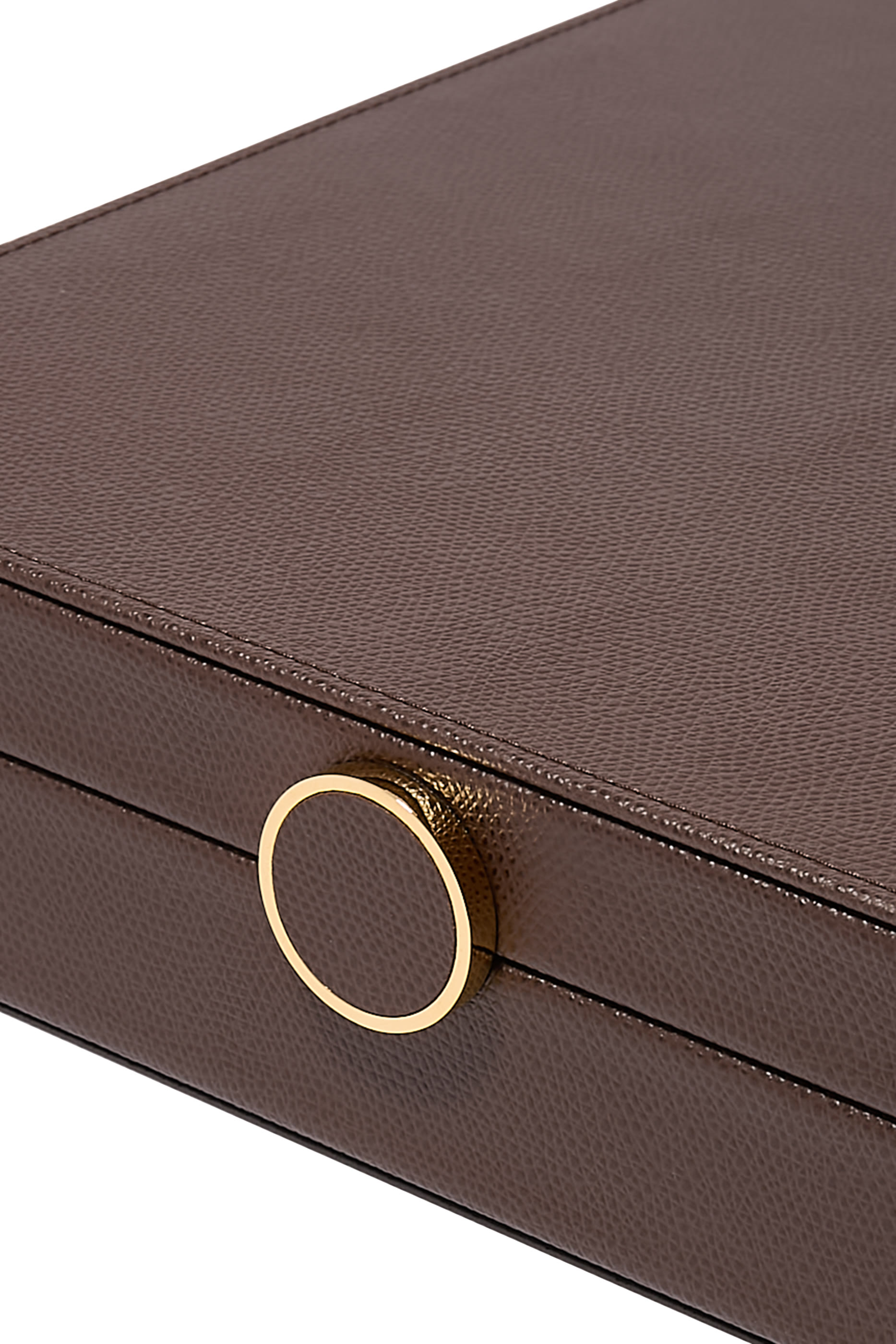 صندوق برستيج بتصميم مربع