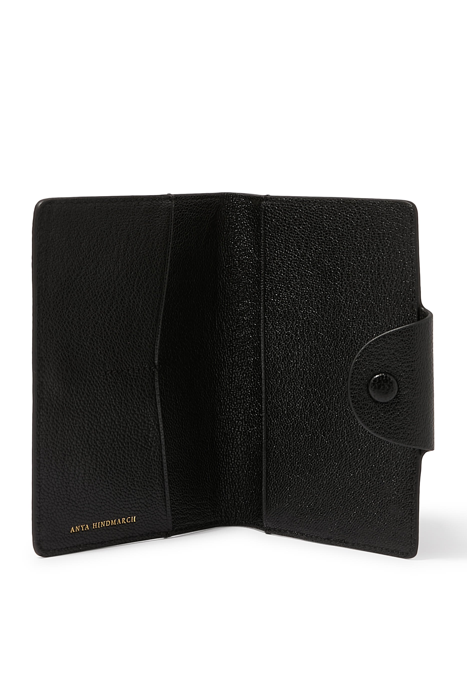 حافظة جواز سفر مزينة بتفاصيل عيون