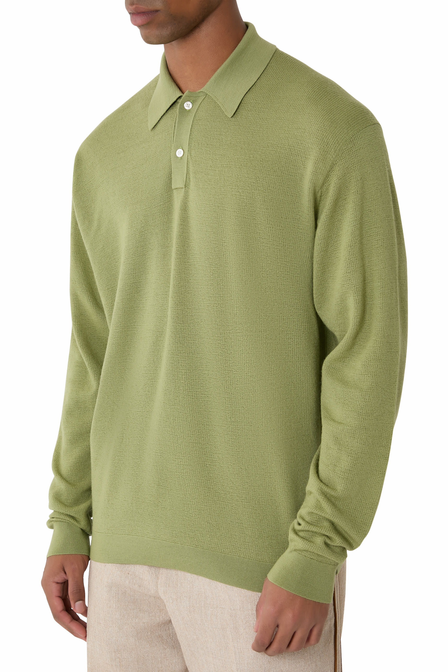 قميص بولو بأزرار نسيج خفيف الوزن