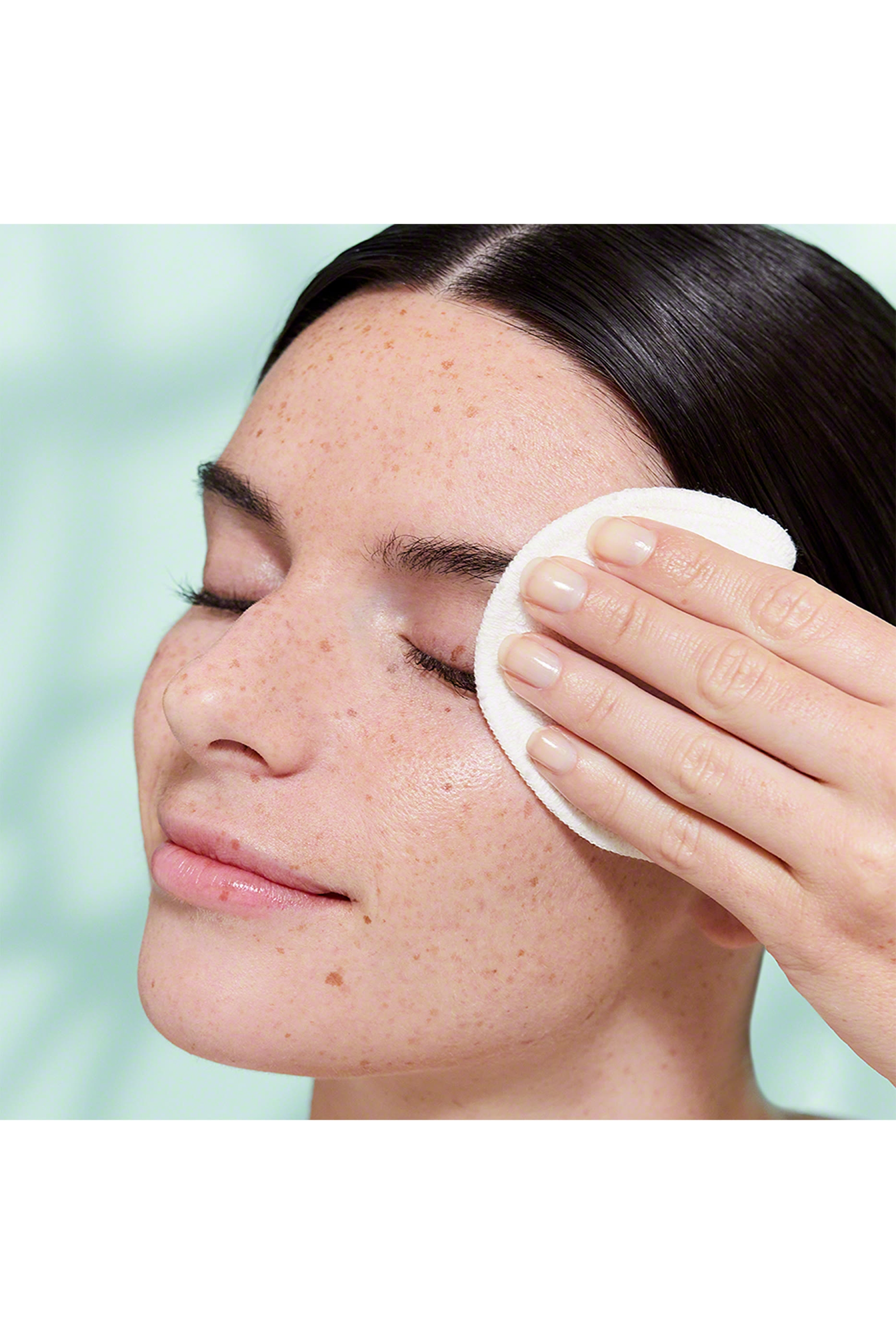 مزيل المكياج بي-فولز