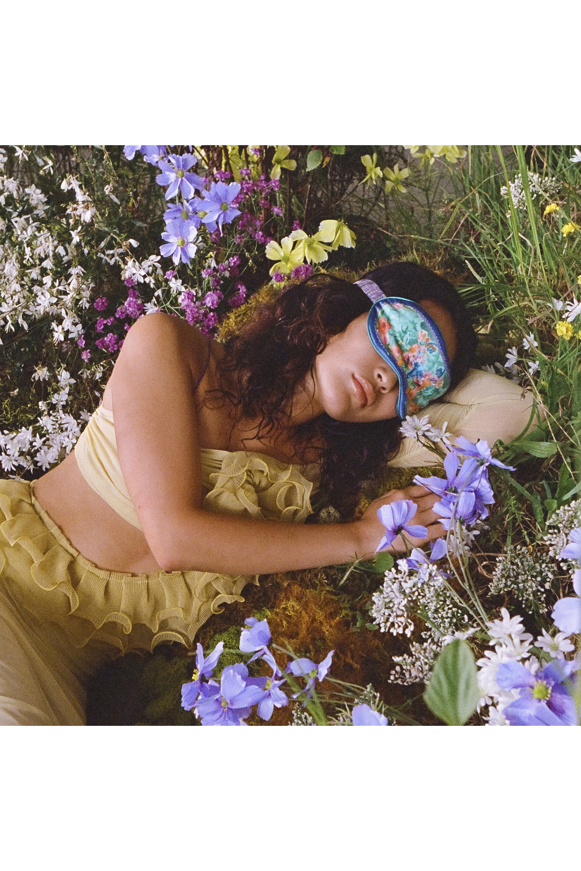 قناع نوم بنقشة برج الثور