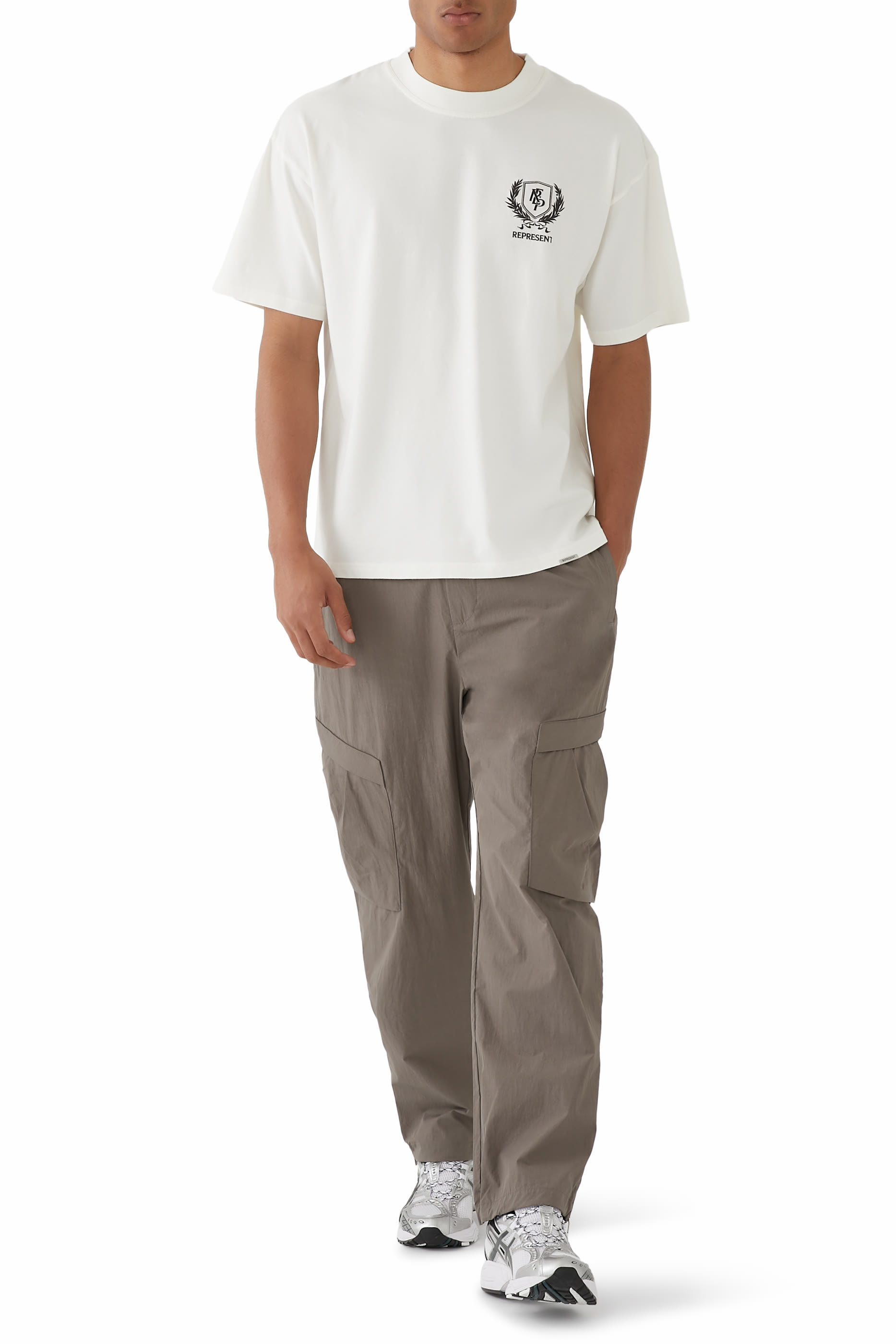 تيشيرت بشعار الماركة