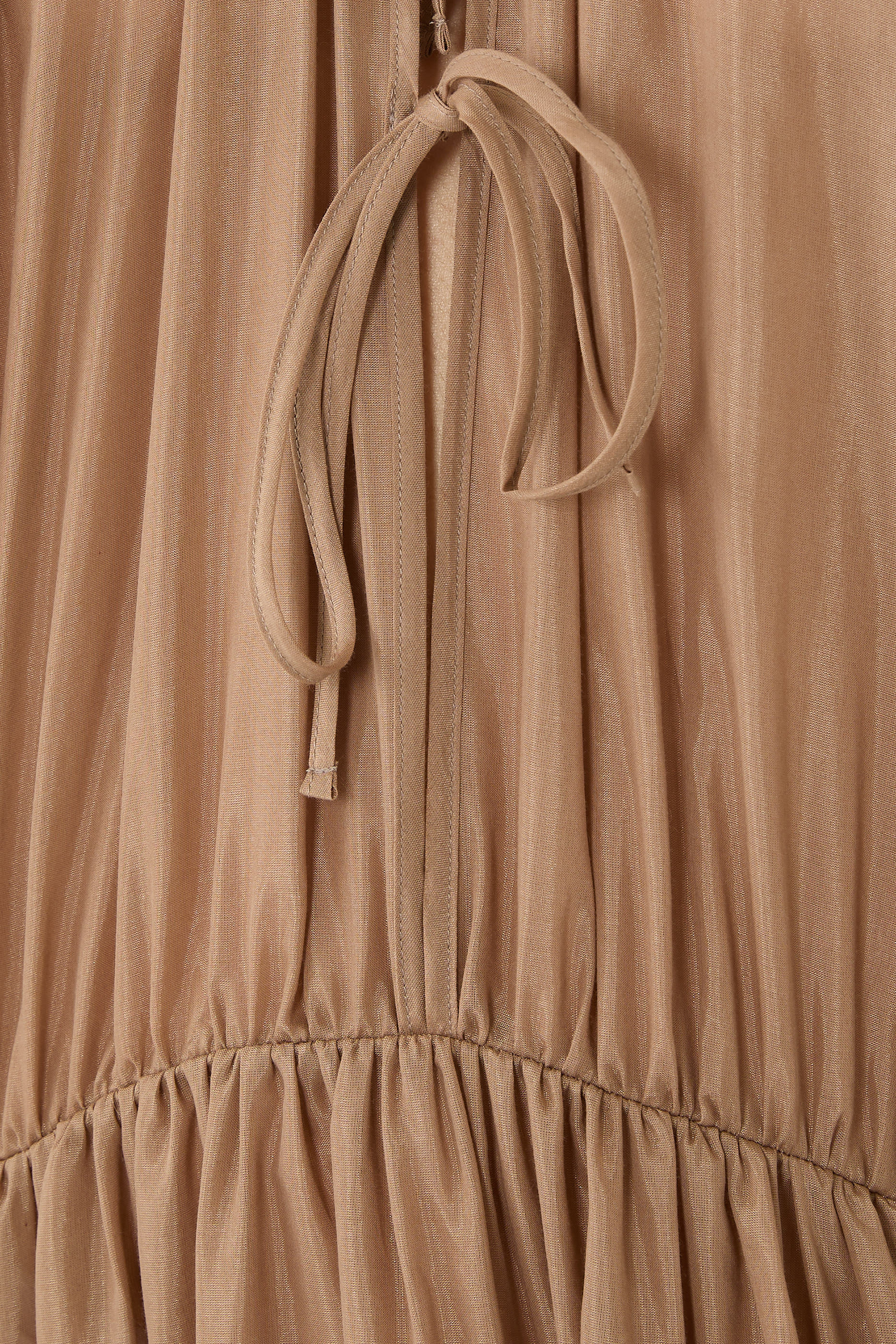 فستان إستر متوسط ​​الطول للإرتداء بالشاطئ