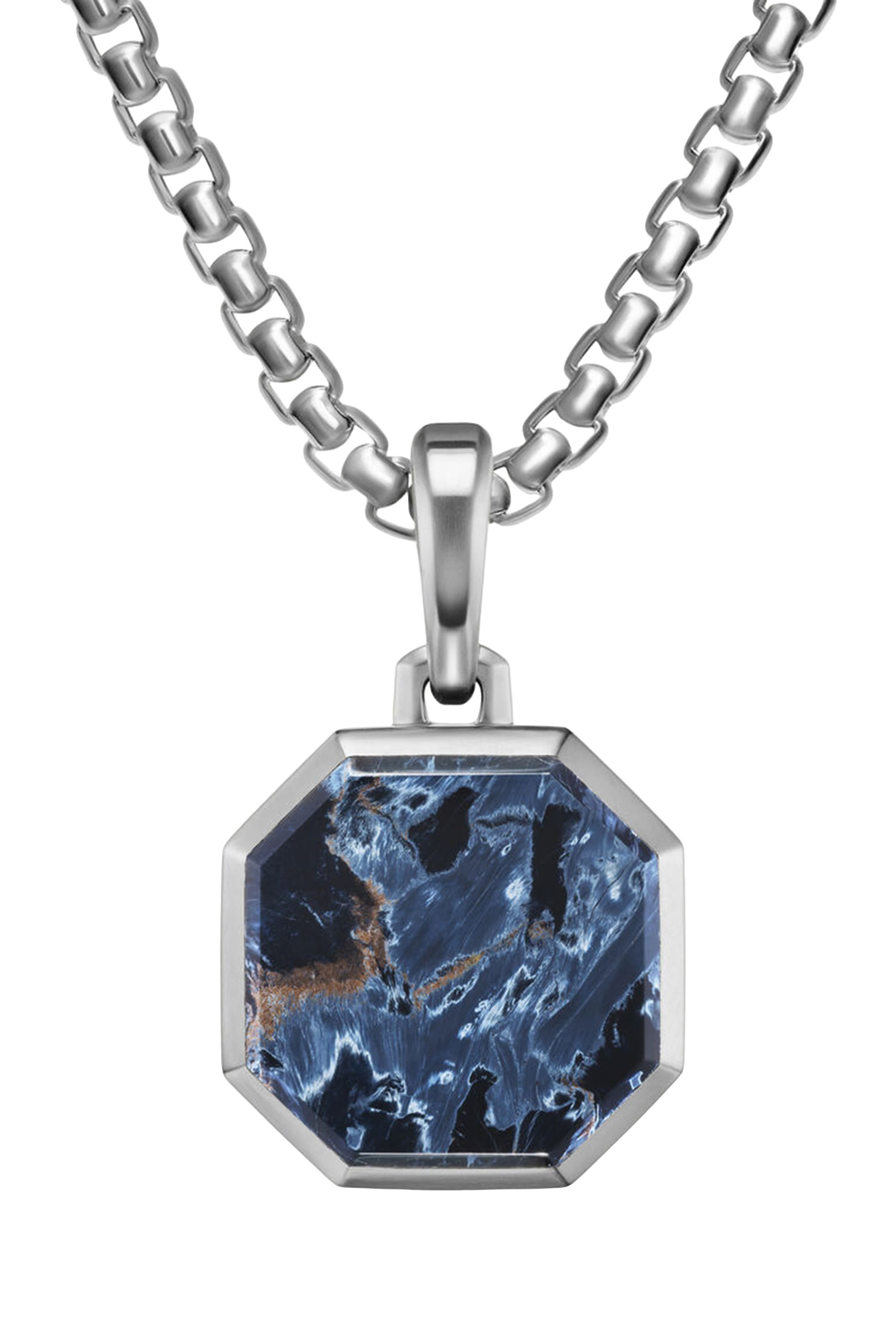 حلية متعددة الأوجه مرصعة بحجر بيترسايت، فضة إسترلينية