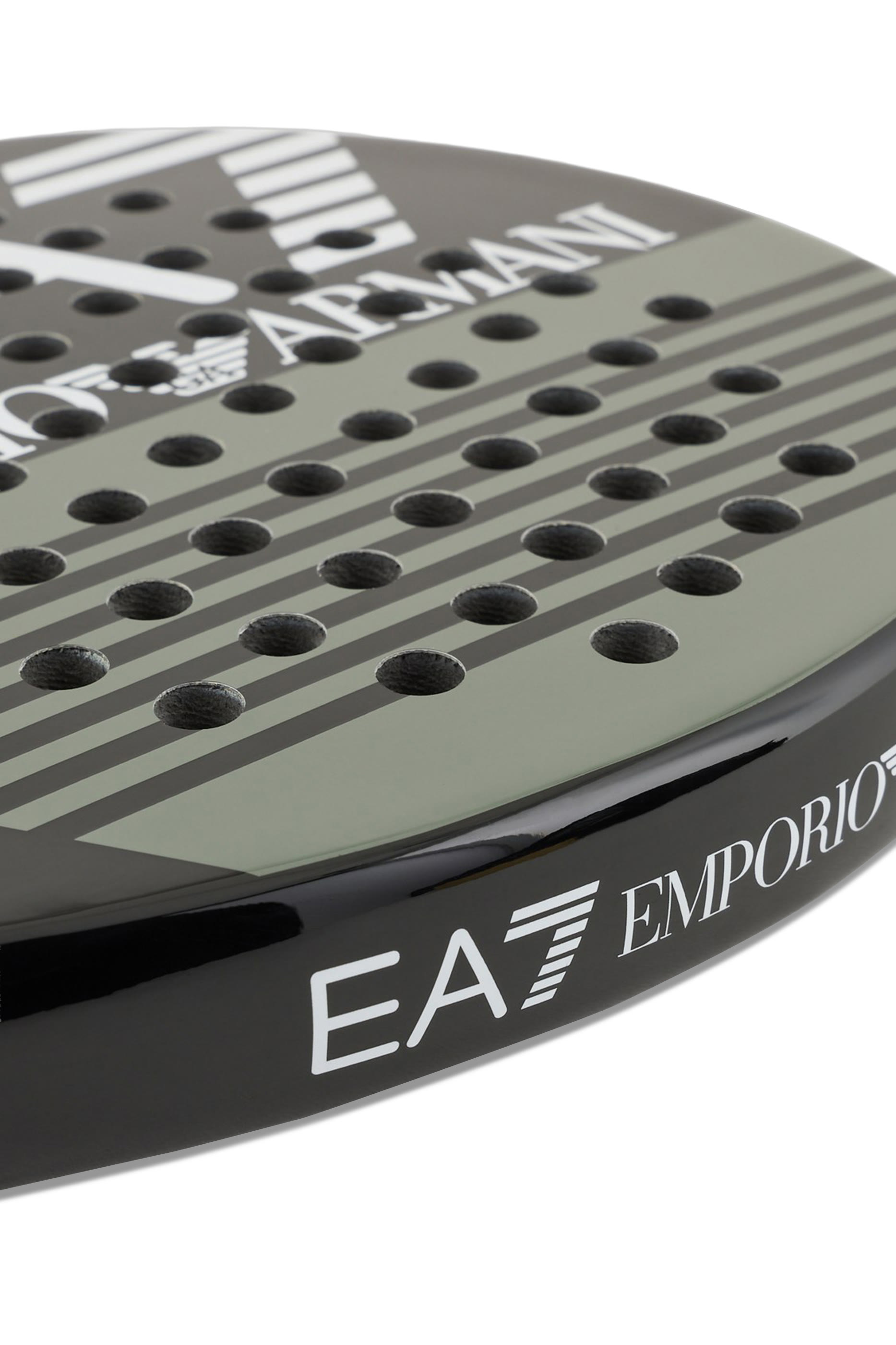 مضرب تنس باديل بشعار الماركة