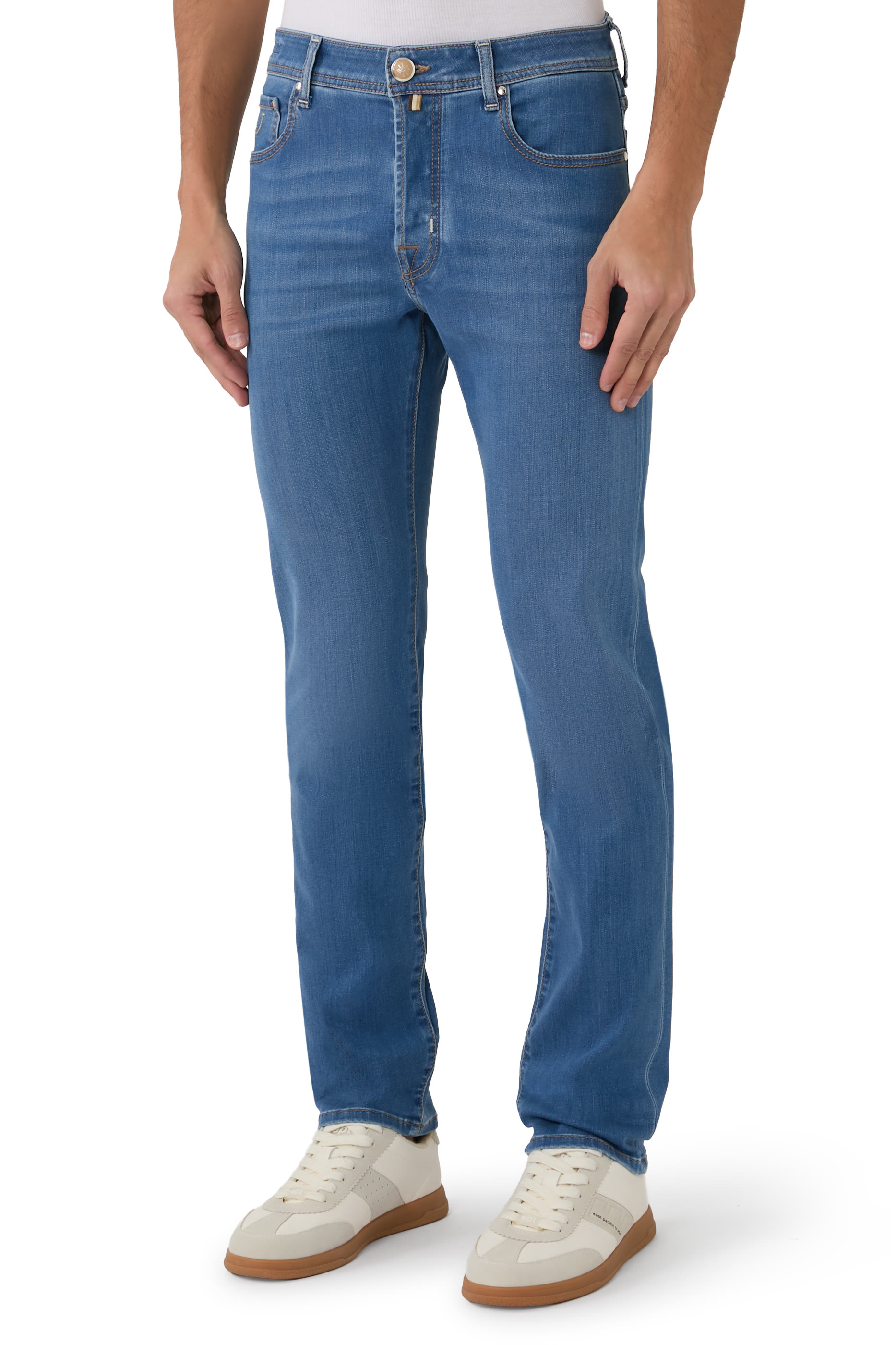 بنطال بارد في2