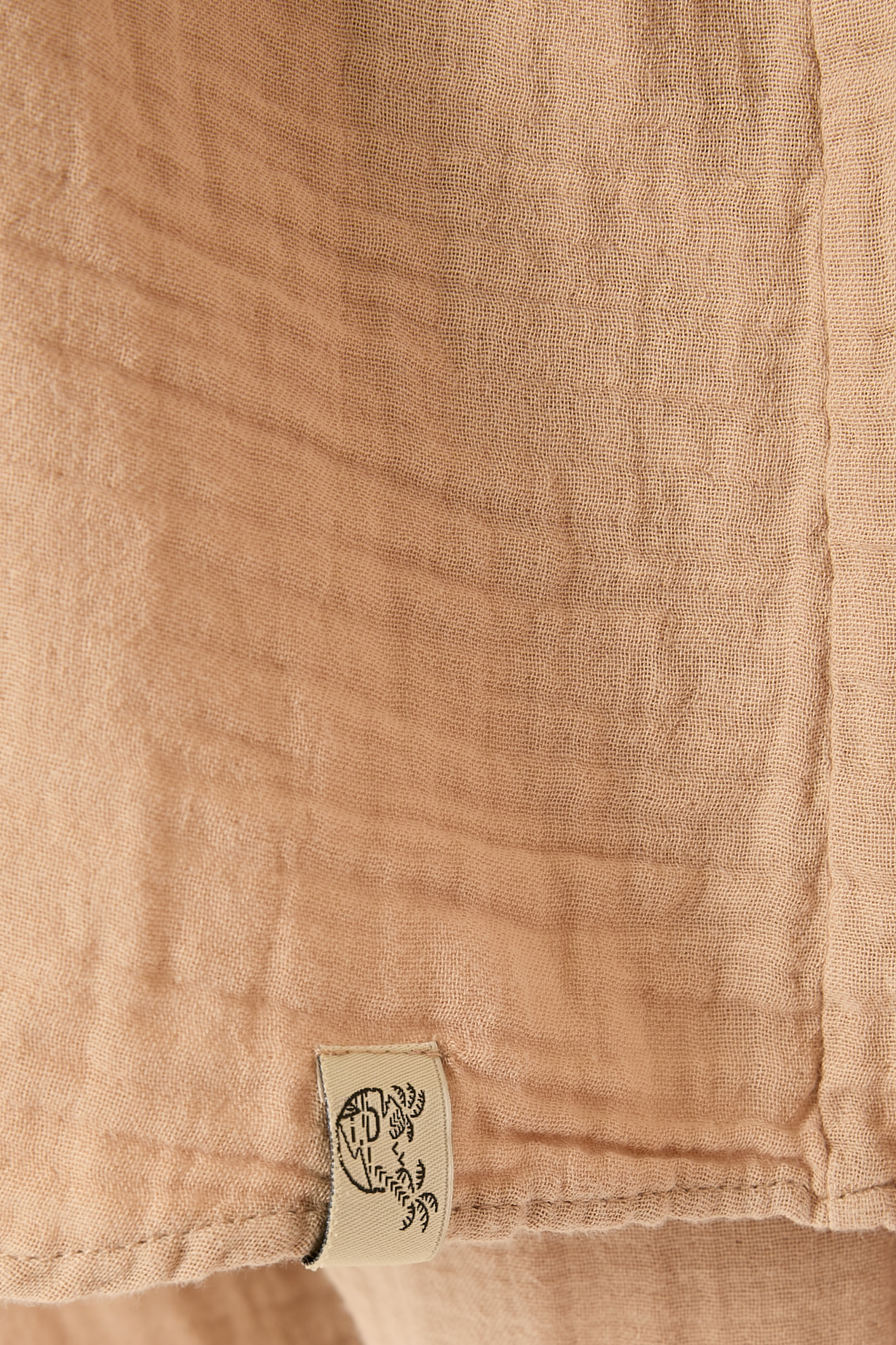 طقم قميص مجعد بياقة، حمالة صدر مماثلة وبنطال