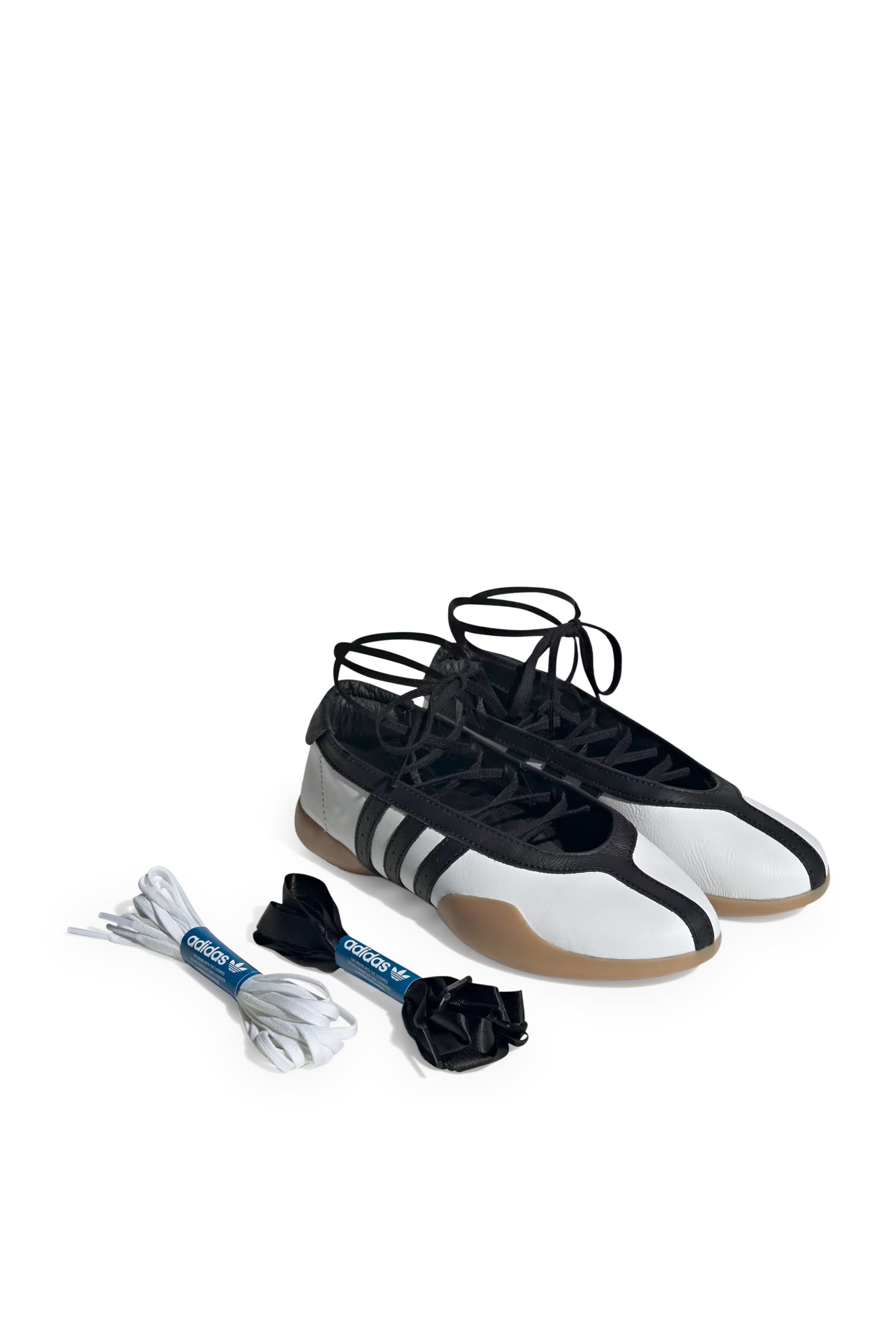 حذاء بالرينا تايكوندو مي