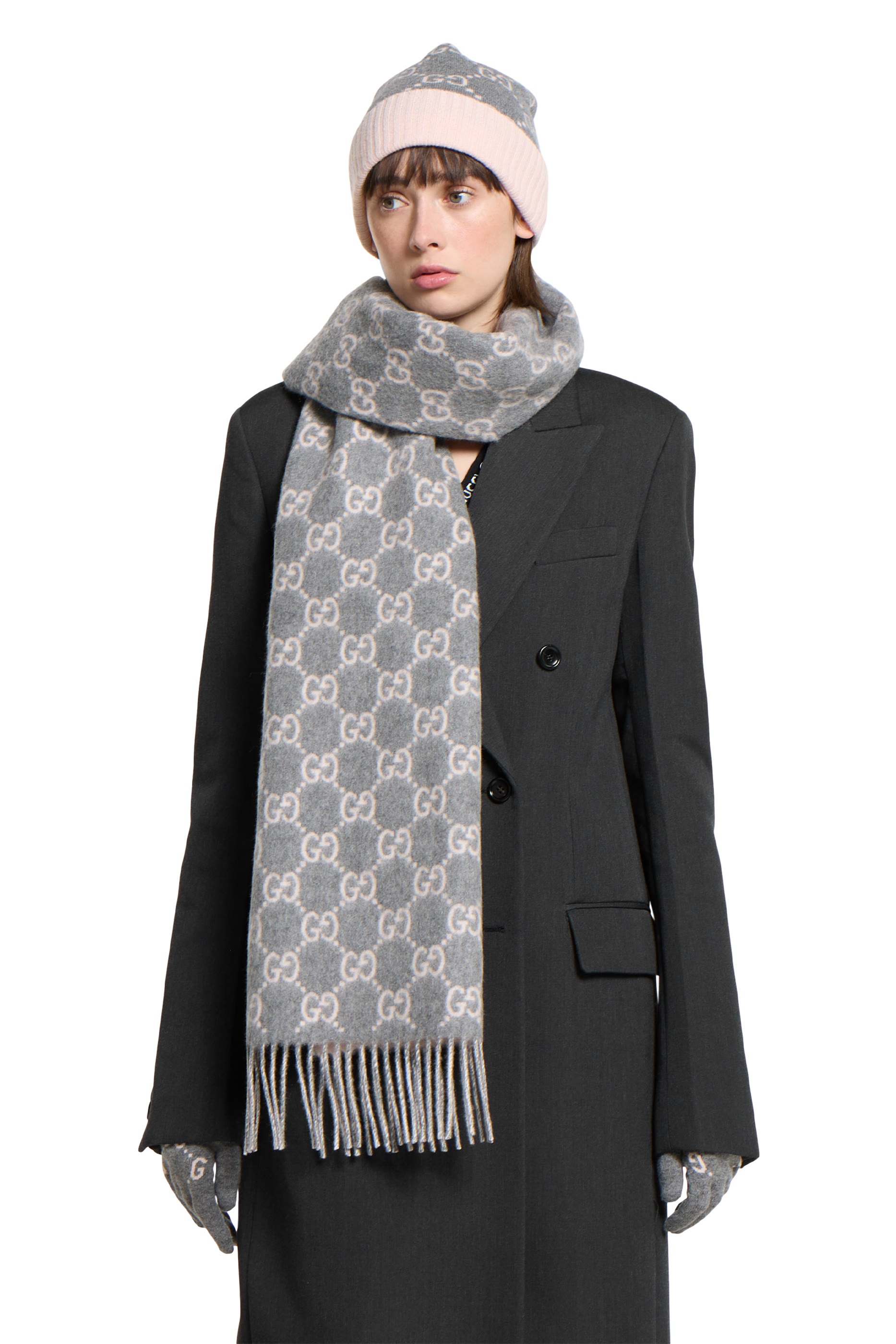 وشاح كشمير بشعار حرفي الماركة