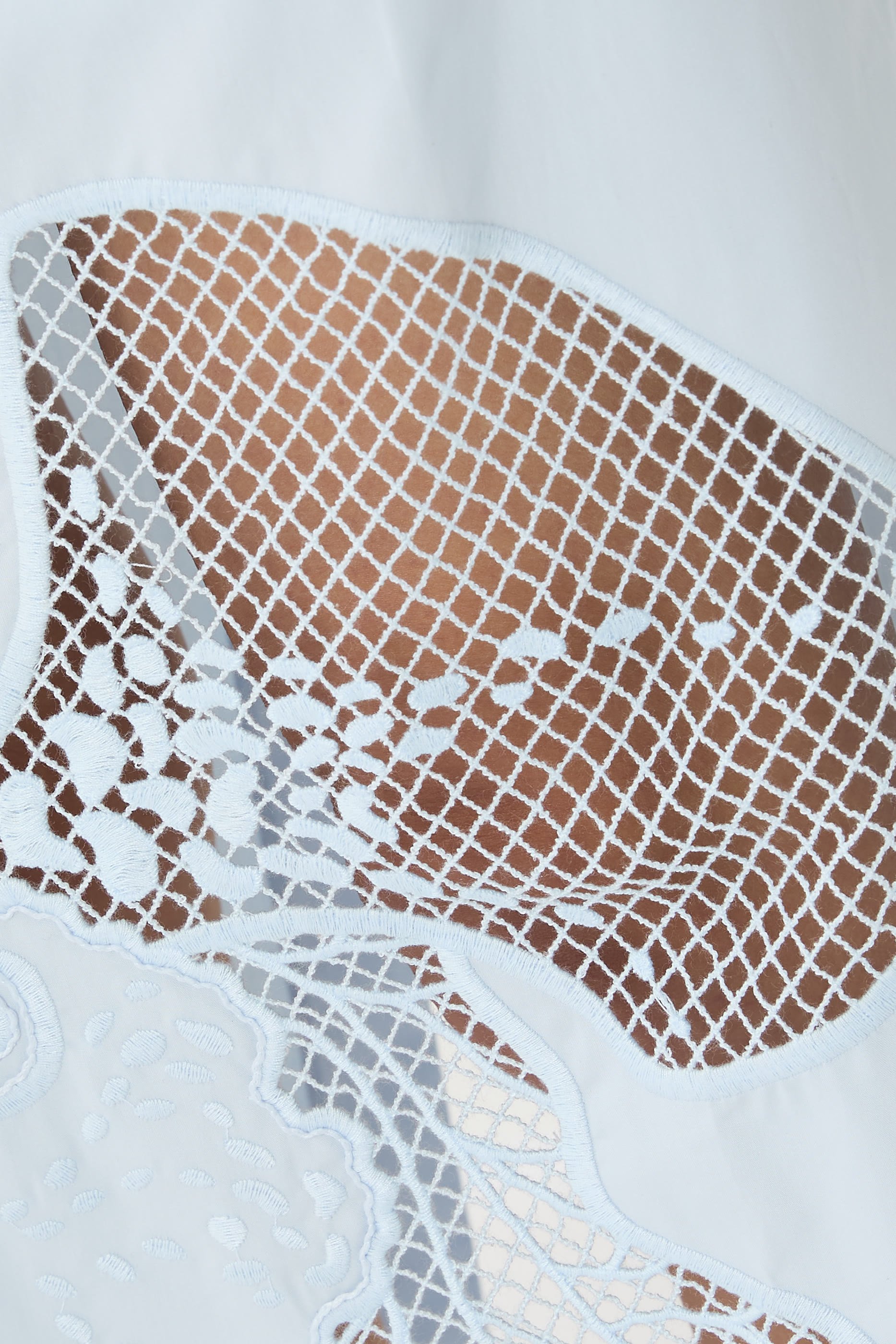 تنورة ليوني