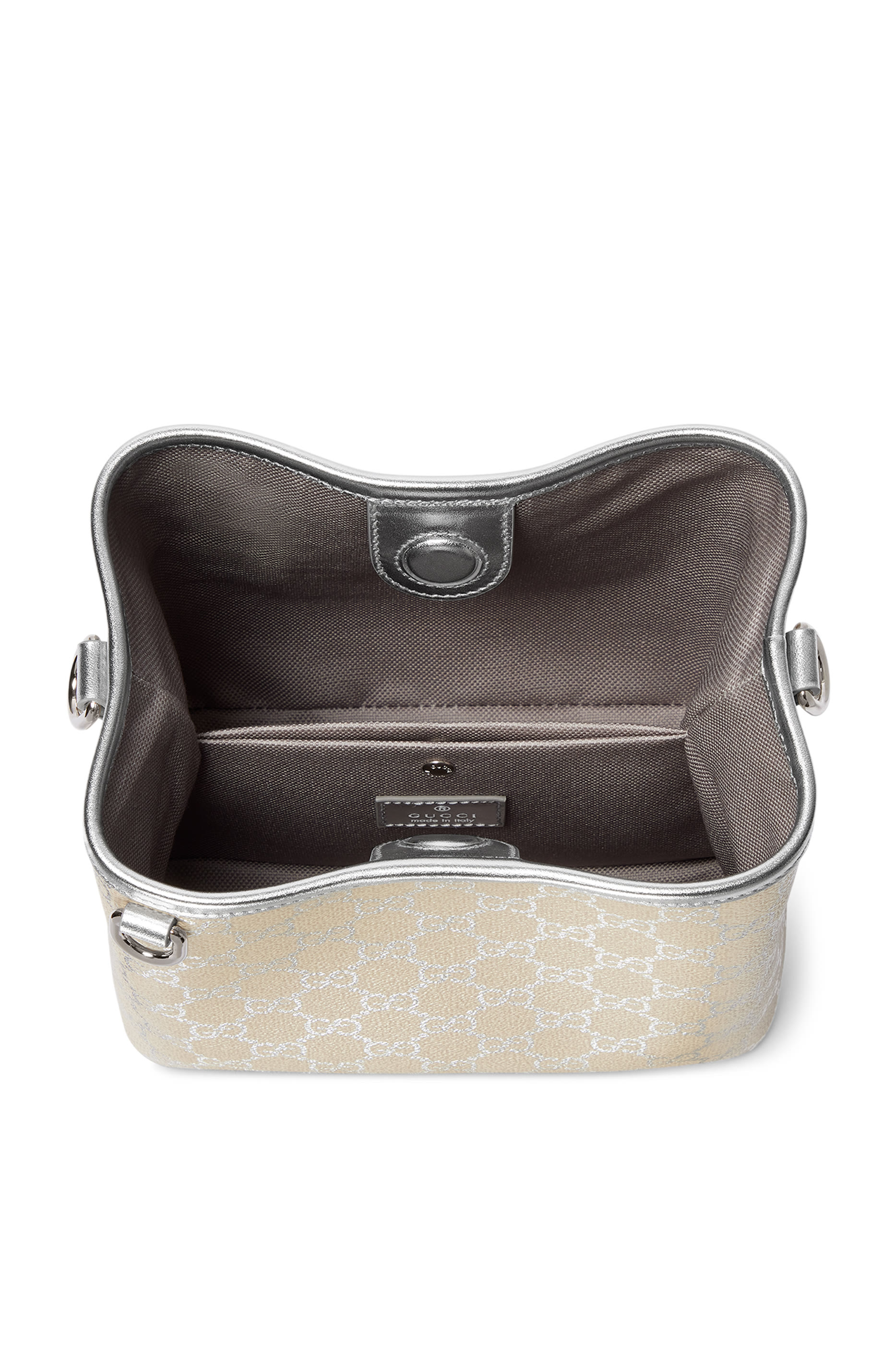 حقيبة باكيت صغيرة بشعار الماركة