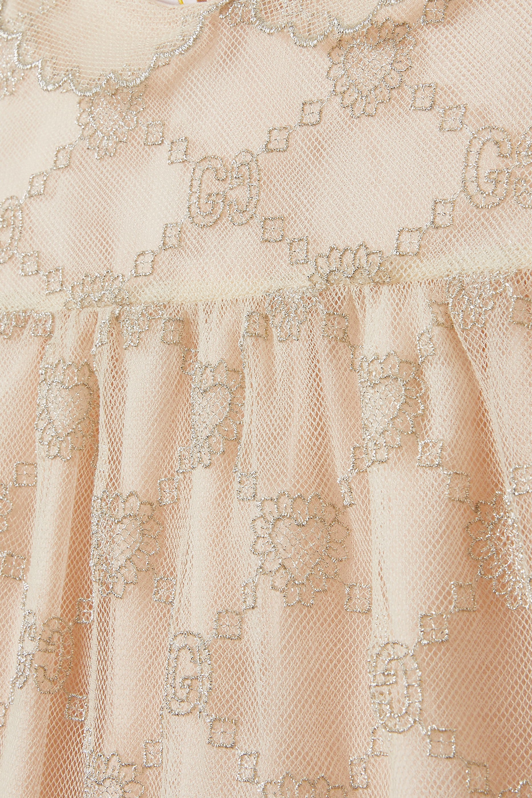 فستان تول مطرز للأطفال