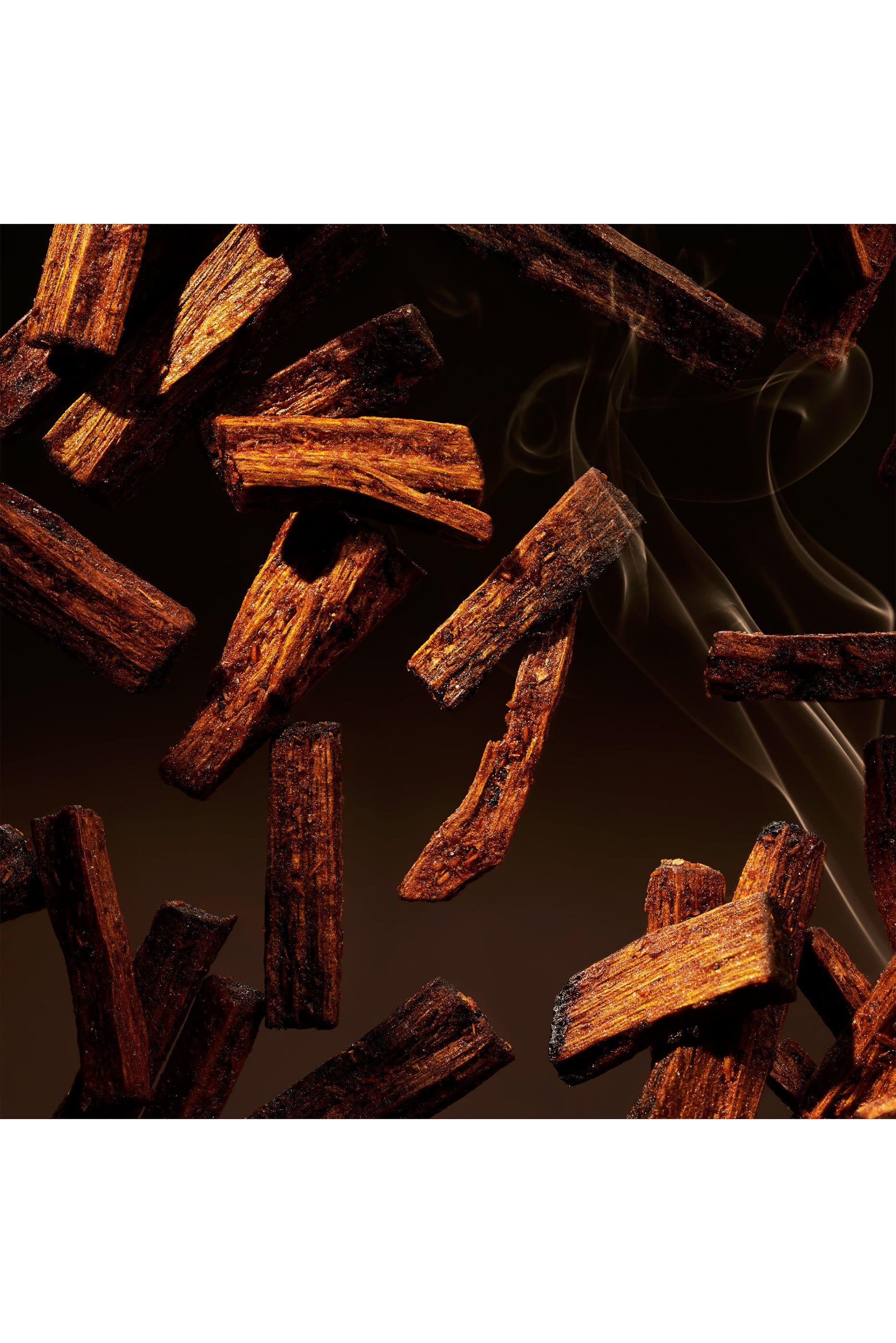 شمعة معطرة بلاك عود من مجموعة برايفت