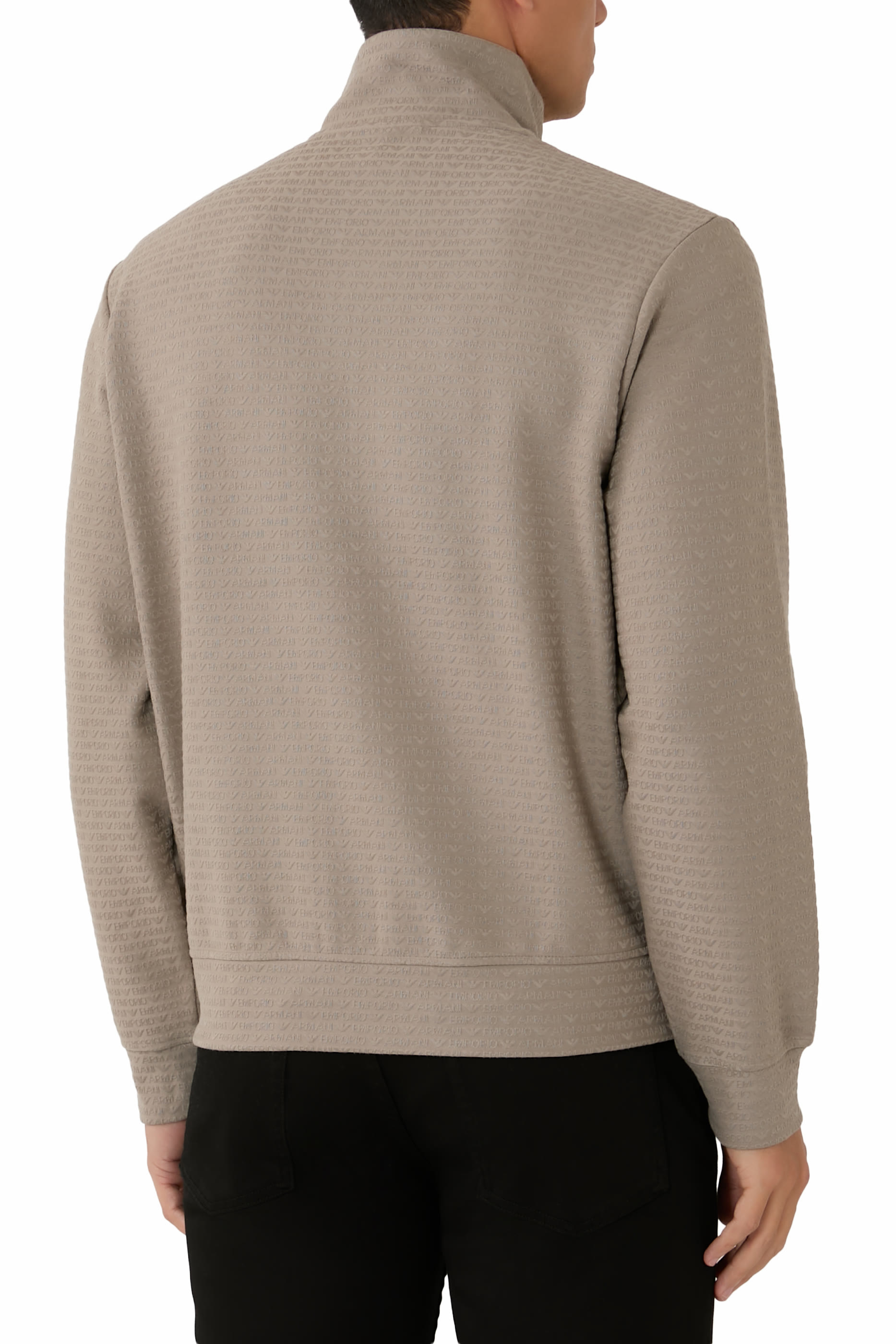 سويت شيرت بسحاب وشعار الماركة