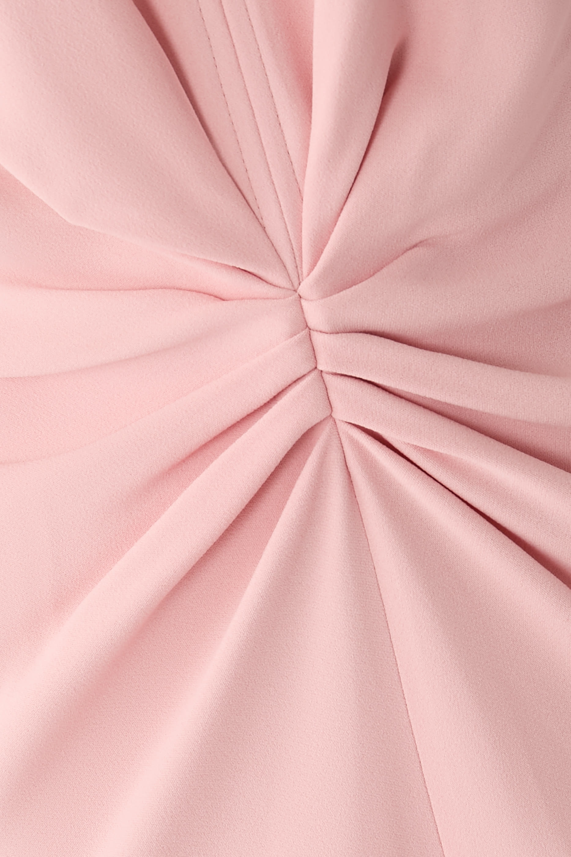 فستان كيك متوسط الطول بأكمام منخفضة كريب