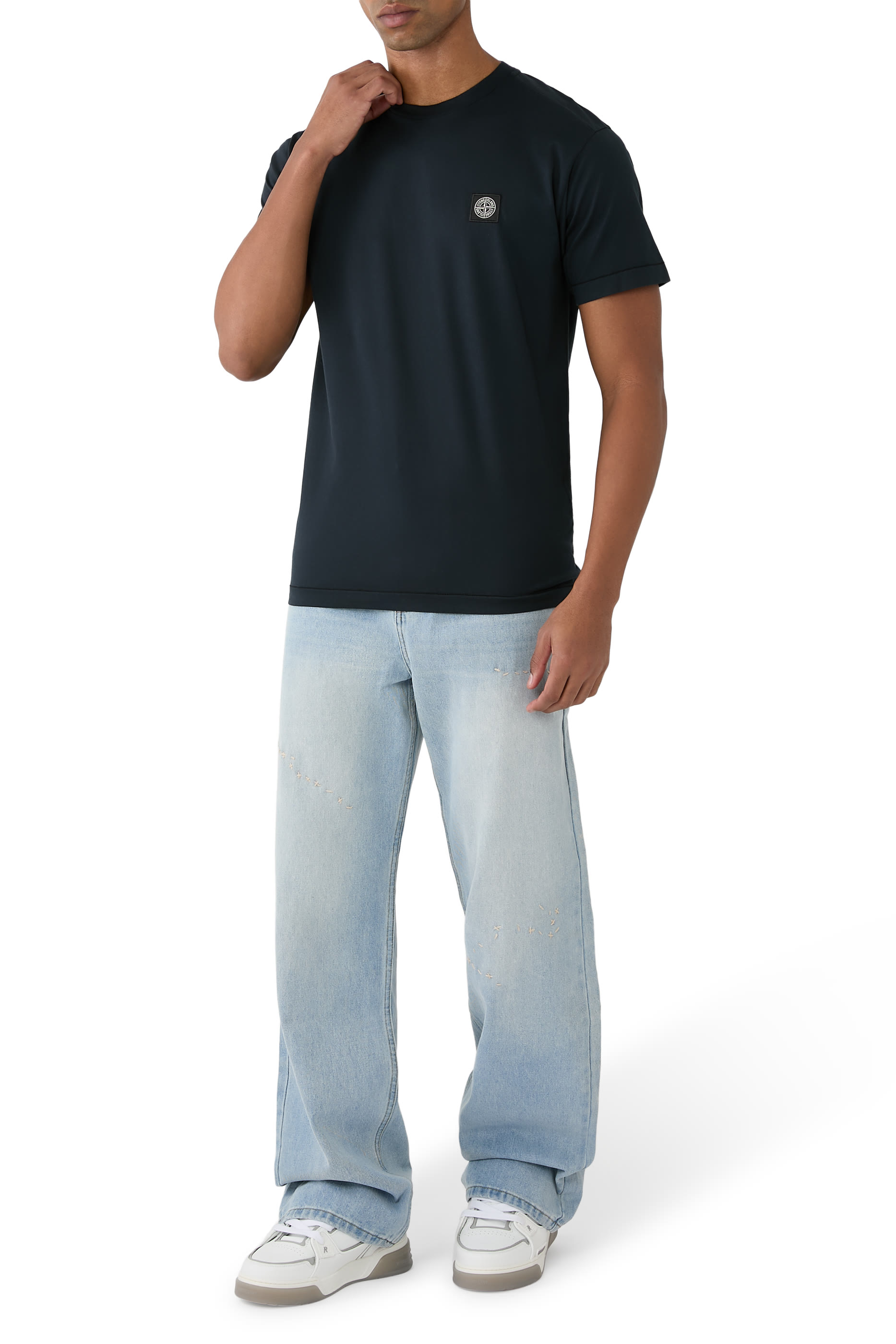 تيشيرت برقعة شعار الماركة