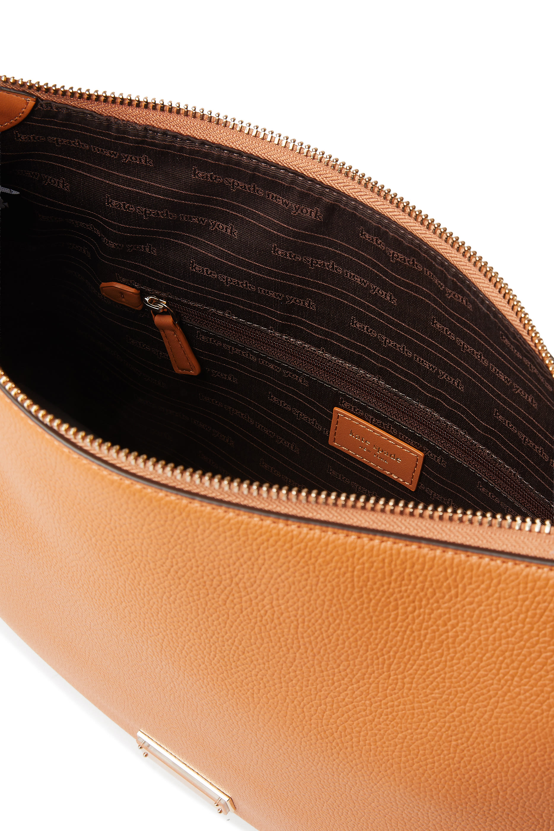 حقيبة هوبو ليف كبيرة