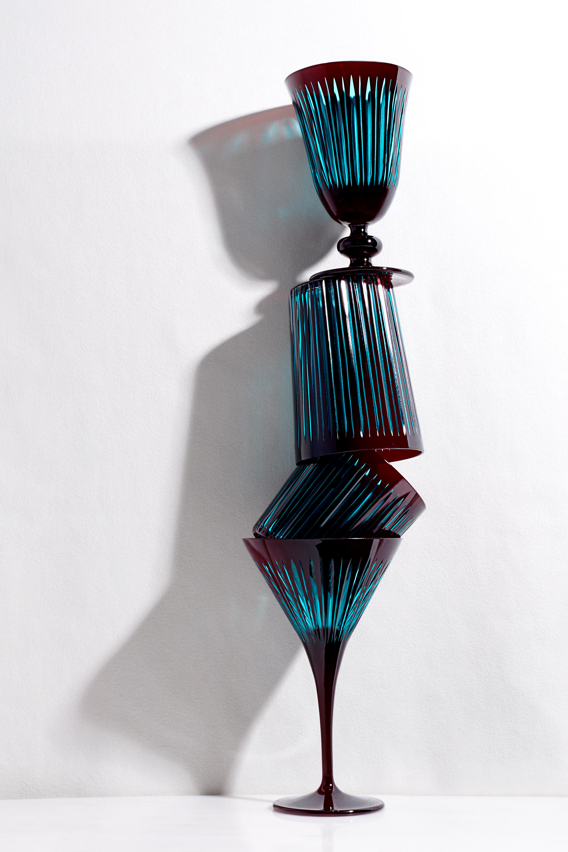 طقم كؤوس مشروبات فاخرة بريزم  بوردو، 4 قطع