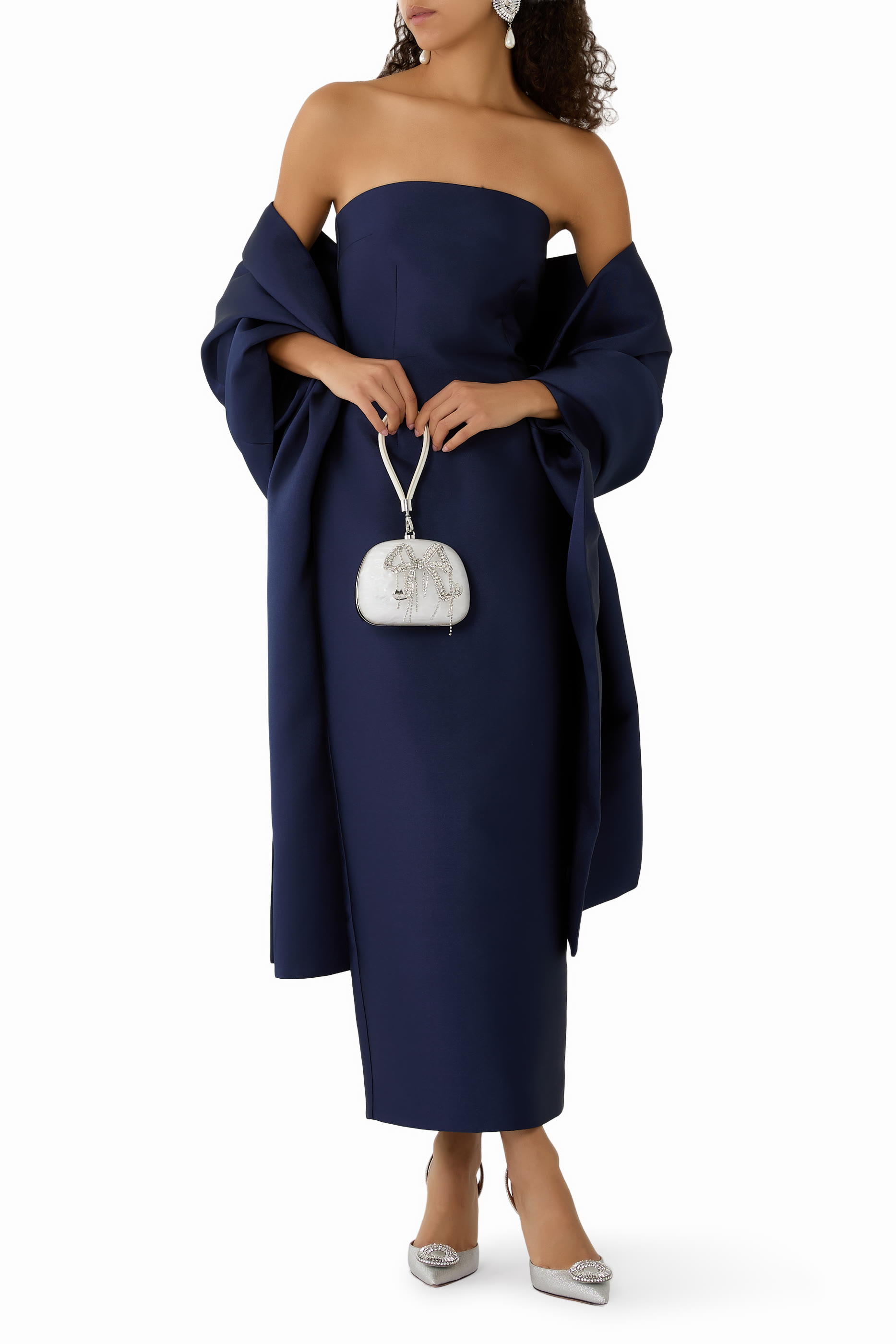 فستان رينيه بطول الكاحل بشال