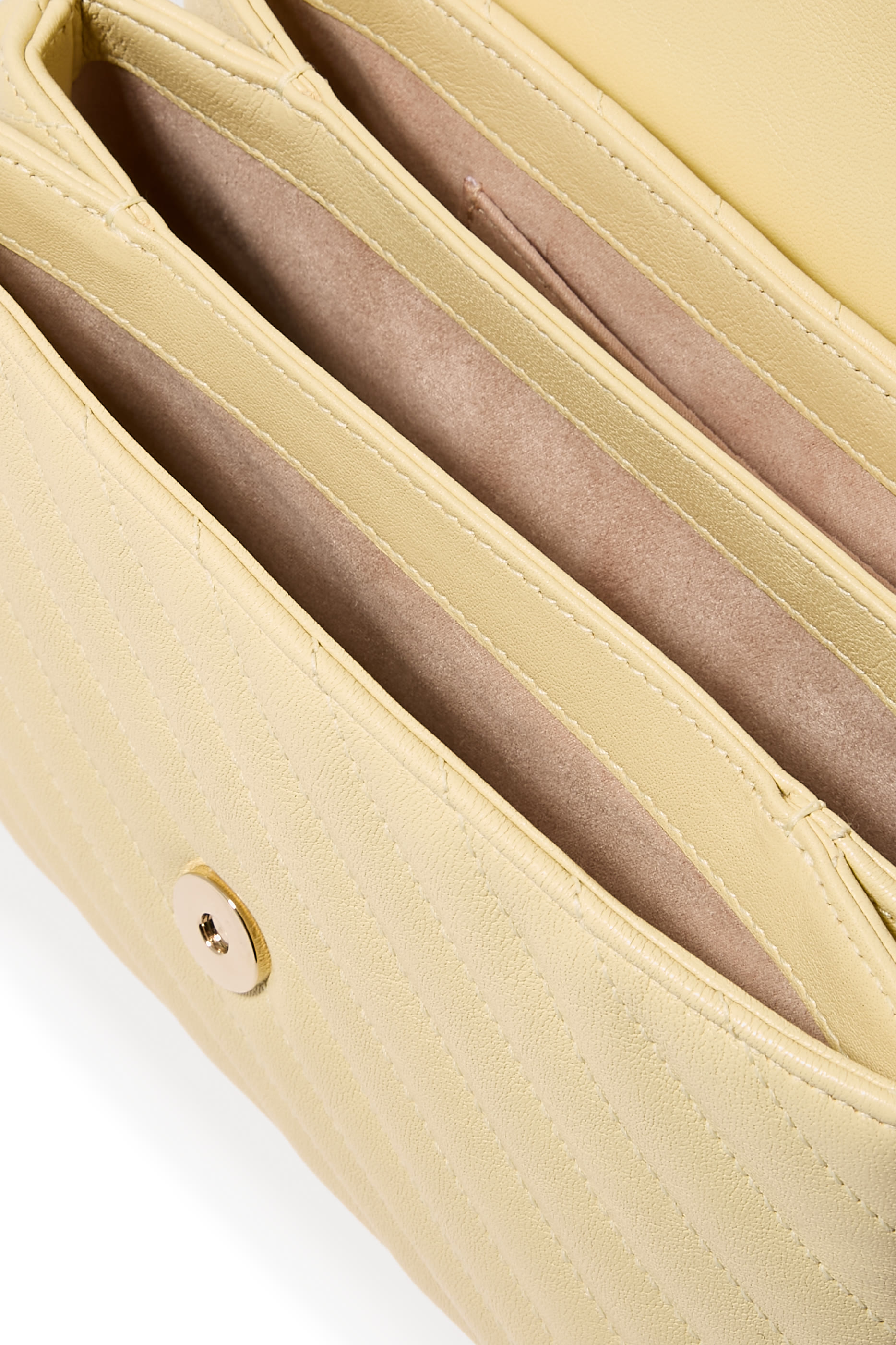 حقيبة كيرف بيد علوية جلد بايكر مبطن