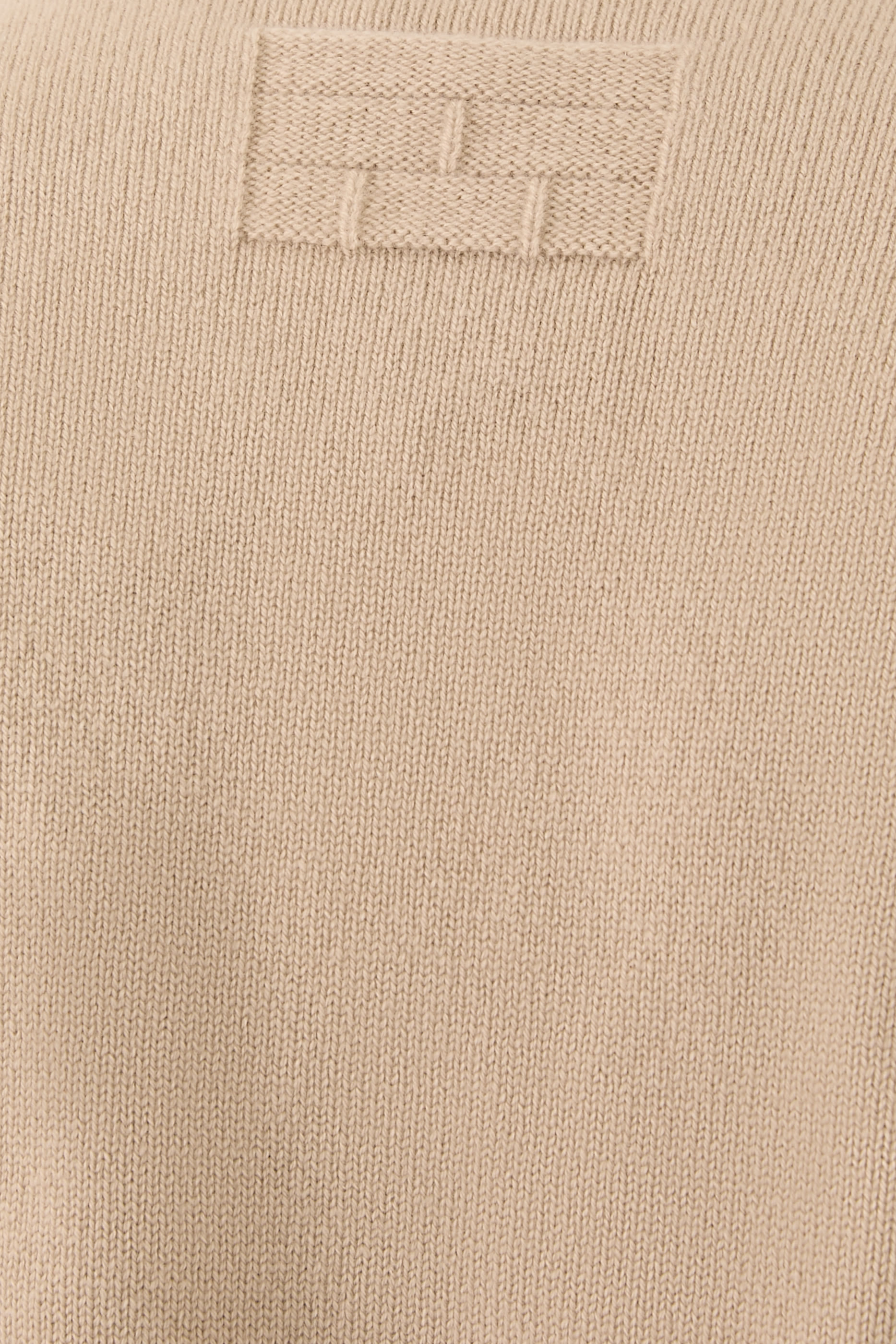 سويت شيرت بياقة ضيقة كشمير خفيف الوزن