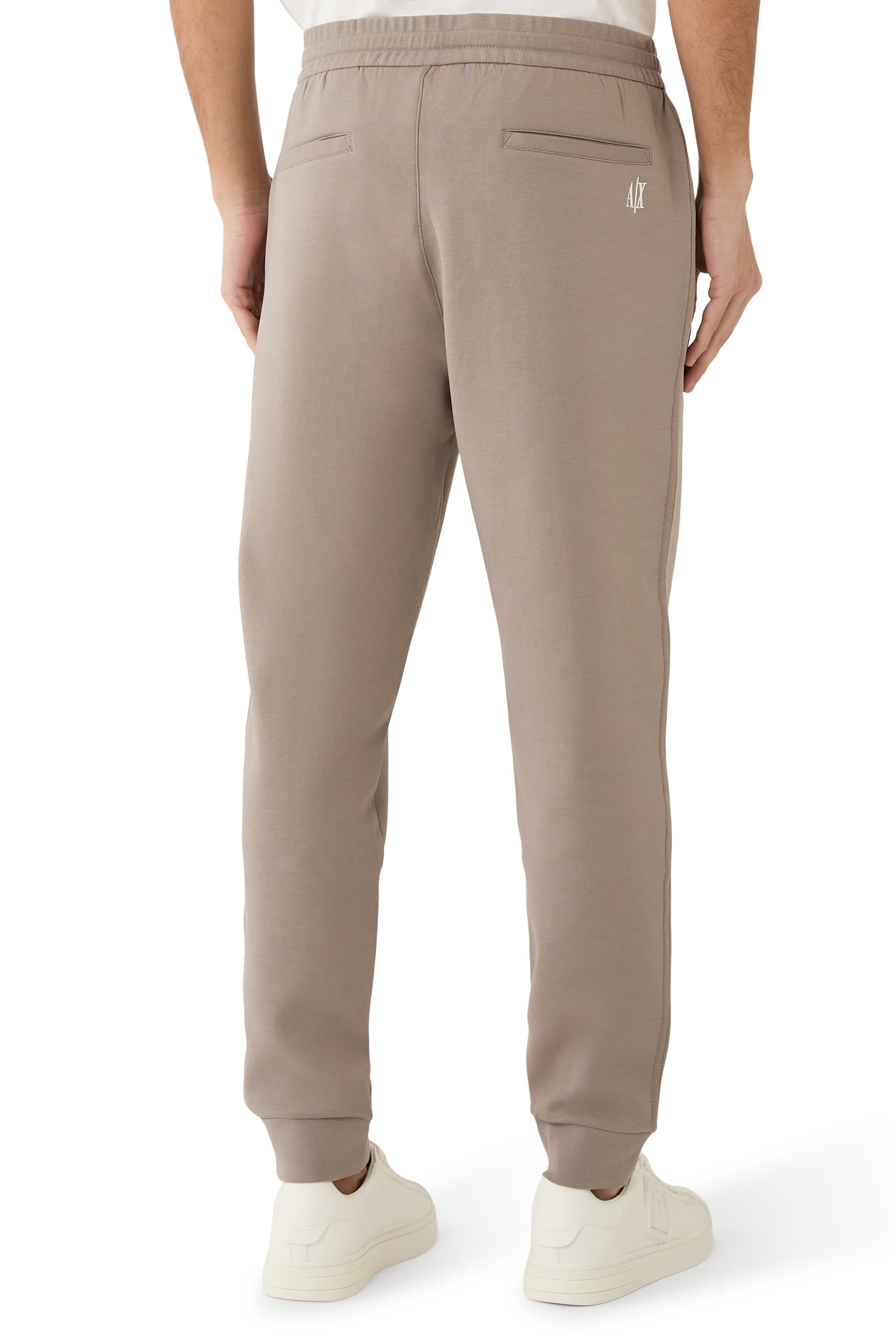 بنطال رياضي بشعار الماركة جيرسيه