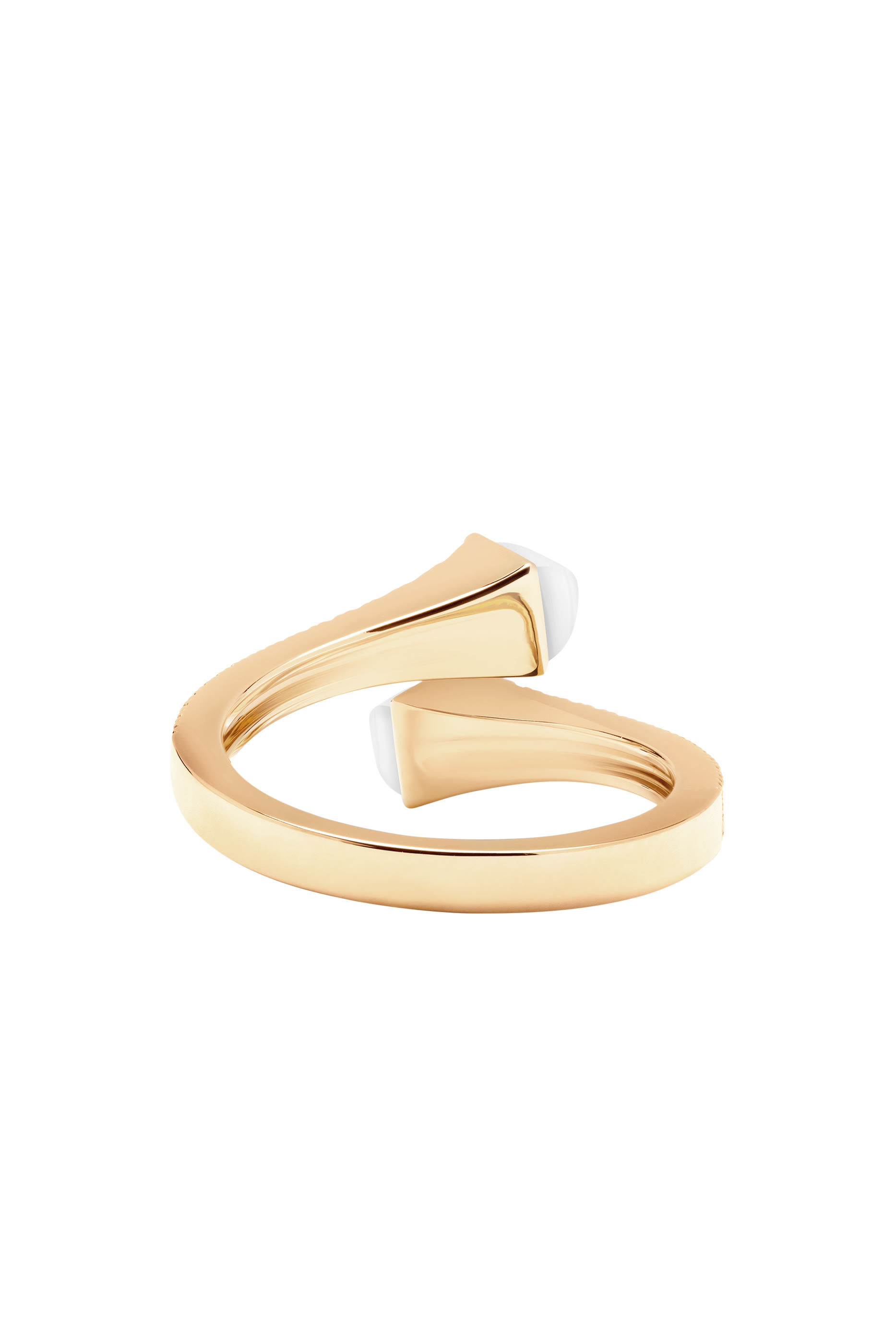 خاتم كليو بتصميم ملفوف مرصع بالماس والعقيق ذهب أصفر عيار 18