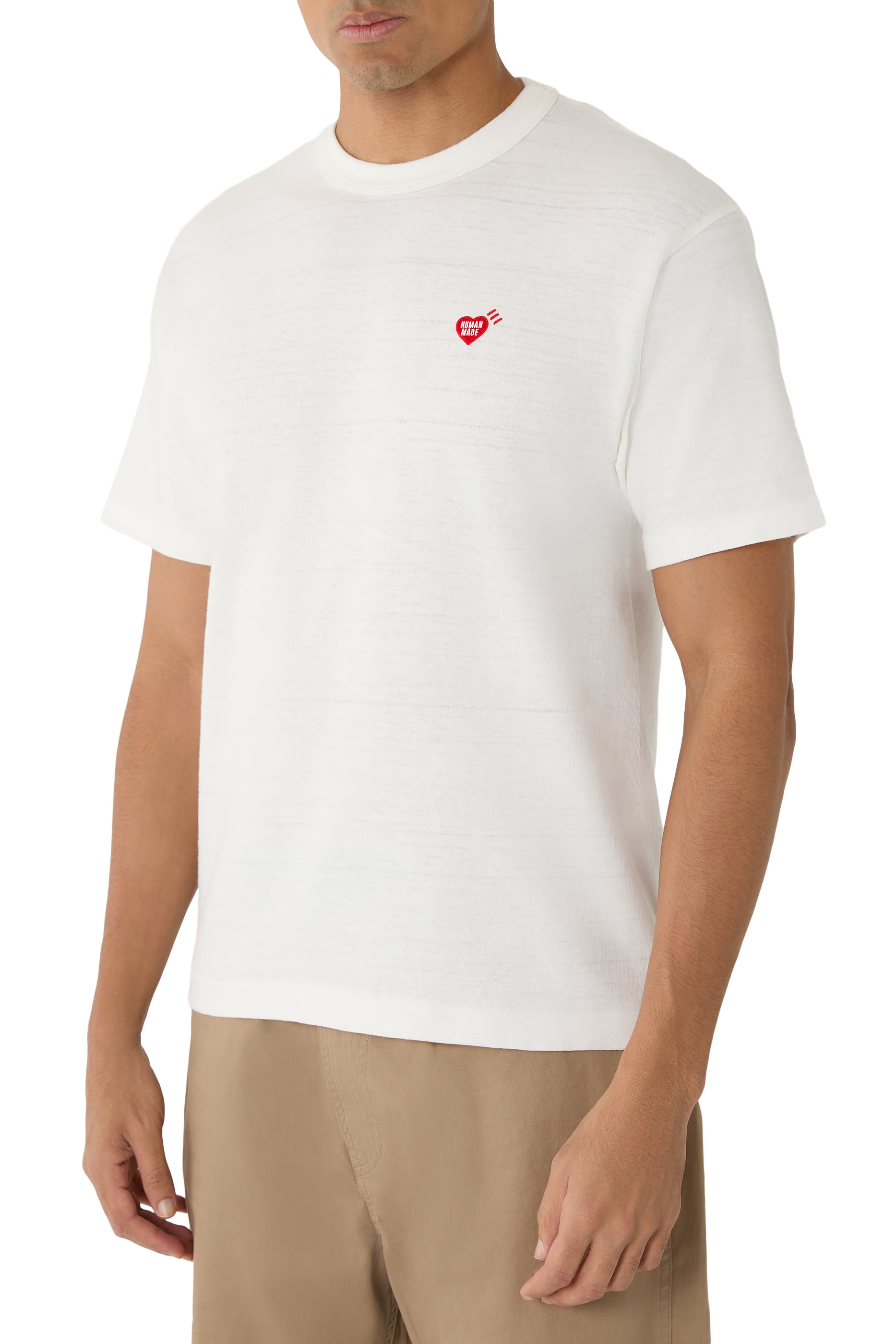 تيشيرت بطبعة غرافيكية