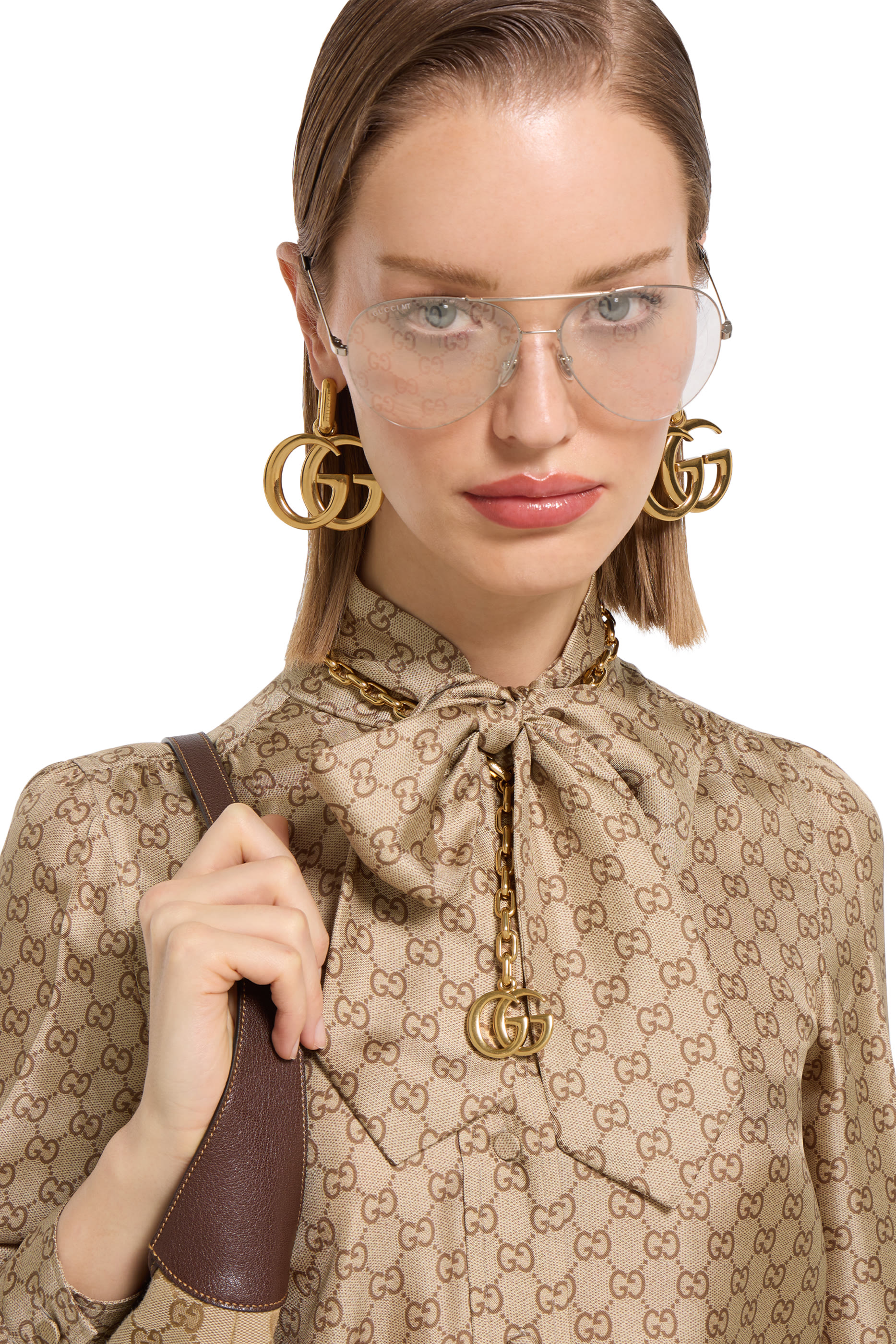 قلادة مارمونت بسلسلة ودلاية مزينة بشعار الماركة