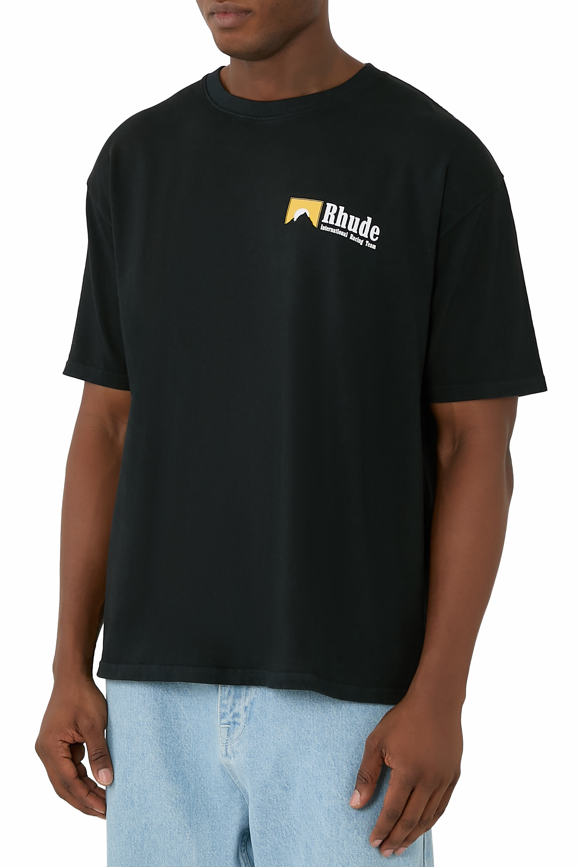 تيشيرت بشعار الماركة