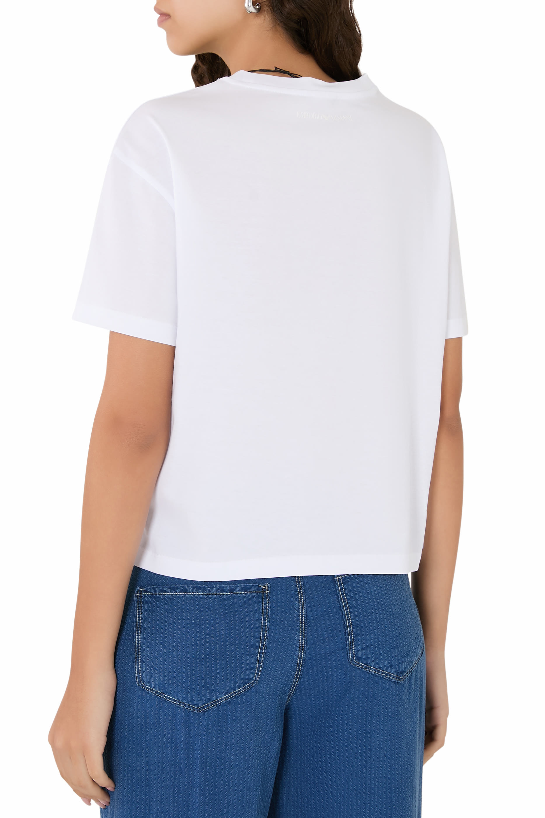 تيشيرت بطبعة شعار الماركة صغير