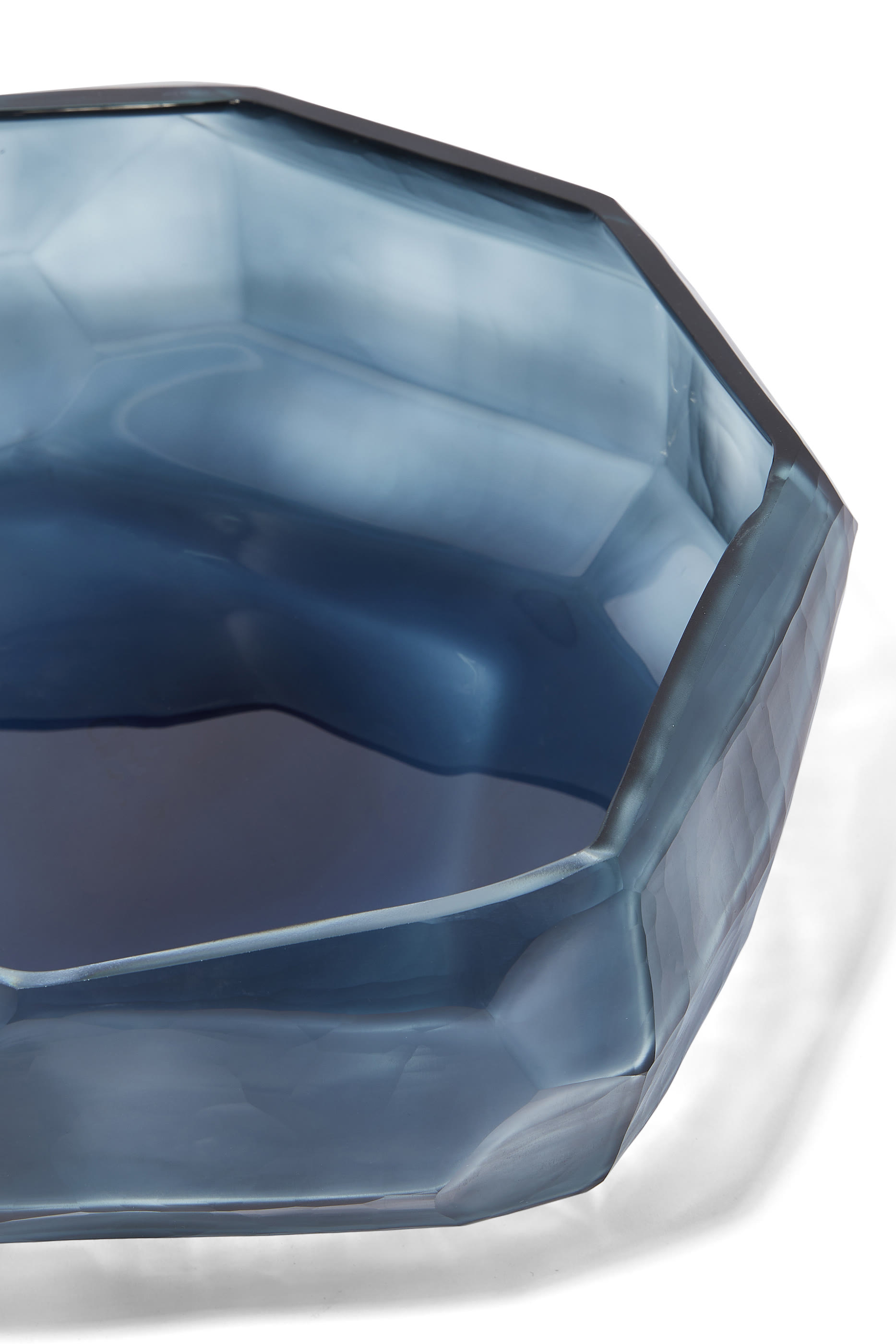 وعاء كيوبستيك مصنوع يدويا