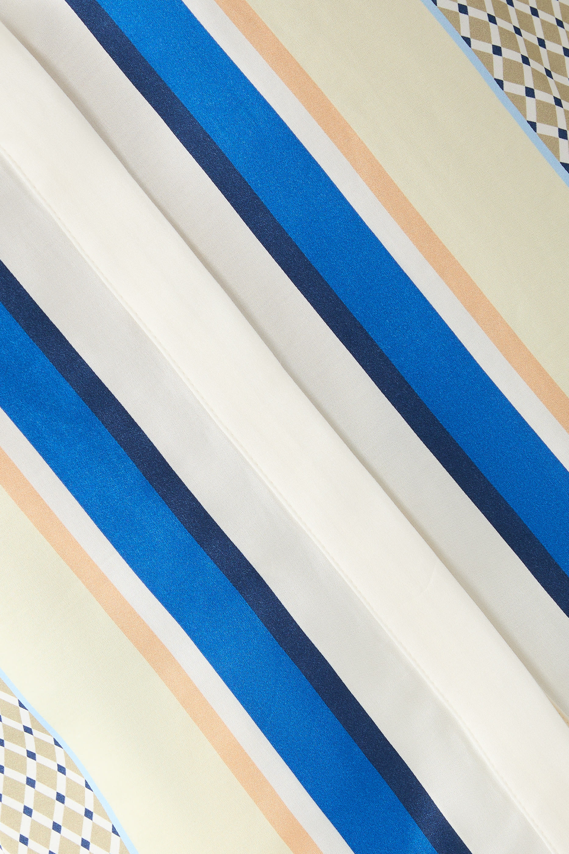 قميص ميريت بأكمام طويلة