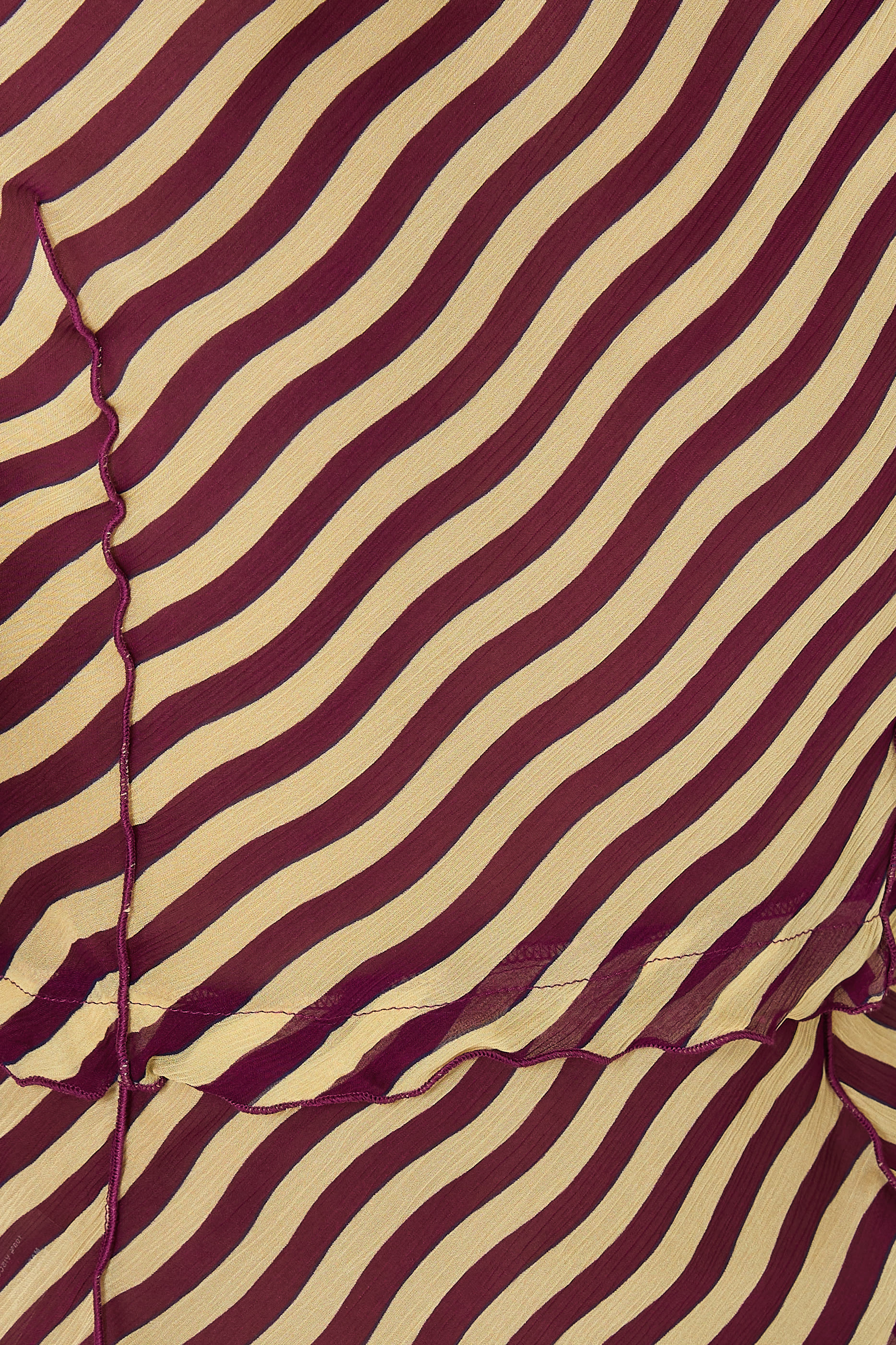 بلوزة بالونيا