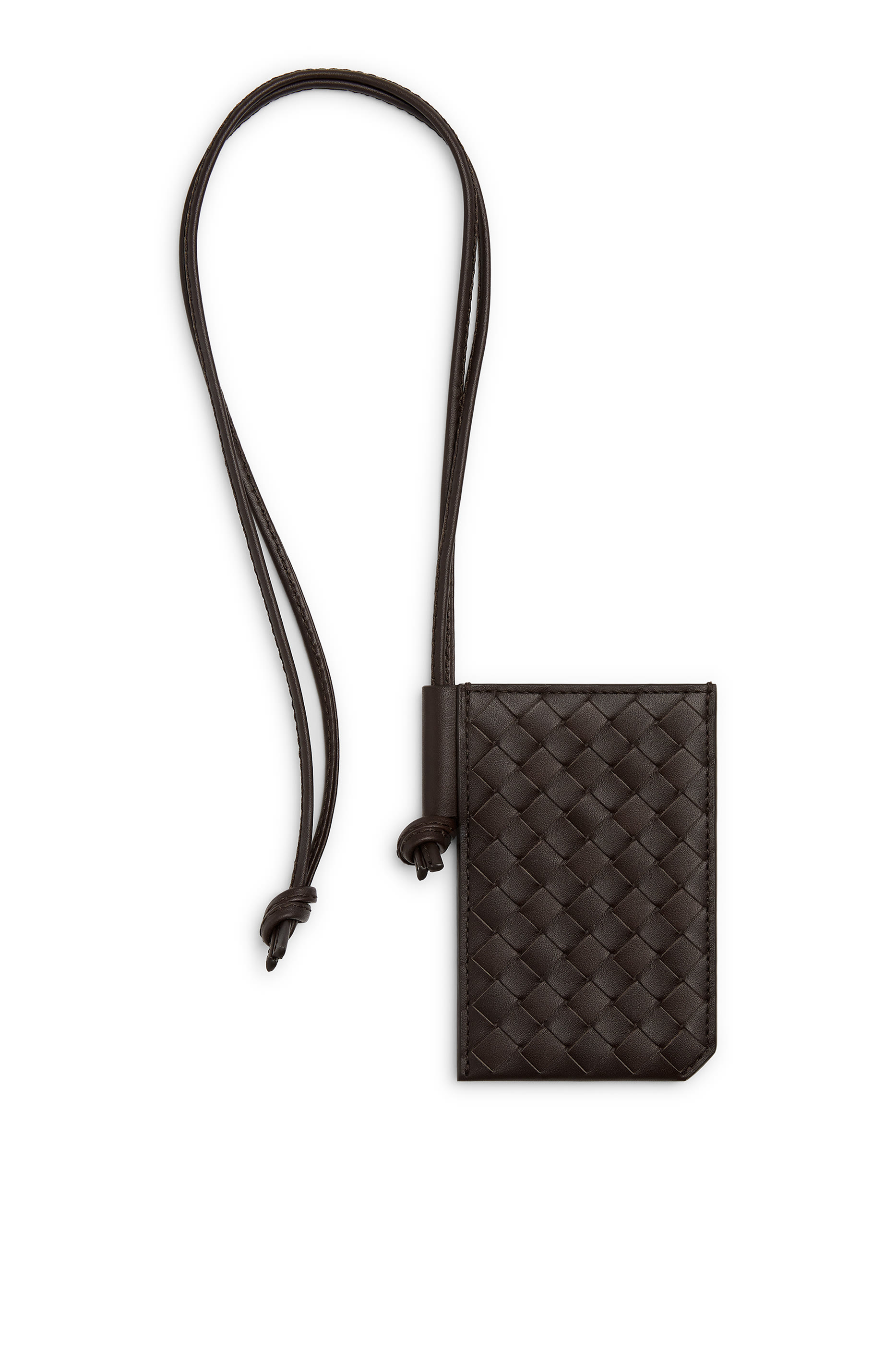 حافظة شارة بيكولو بتصميم مجدول